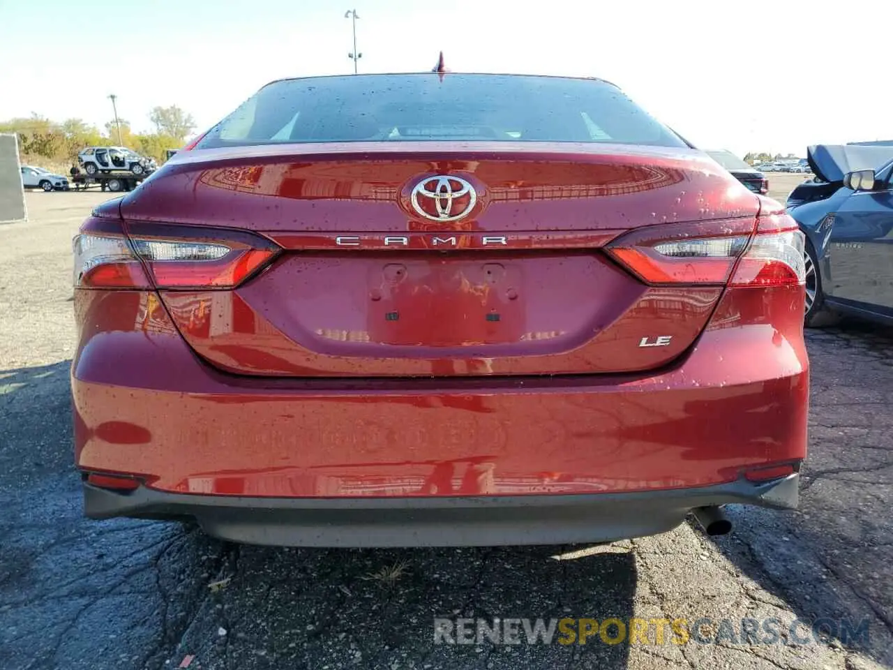 6 Photograph of a damaged car 4T1C11AK9NU071757 TOYOTA CAMRY 2022