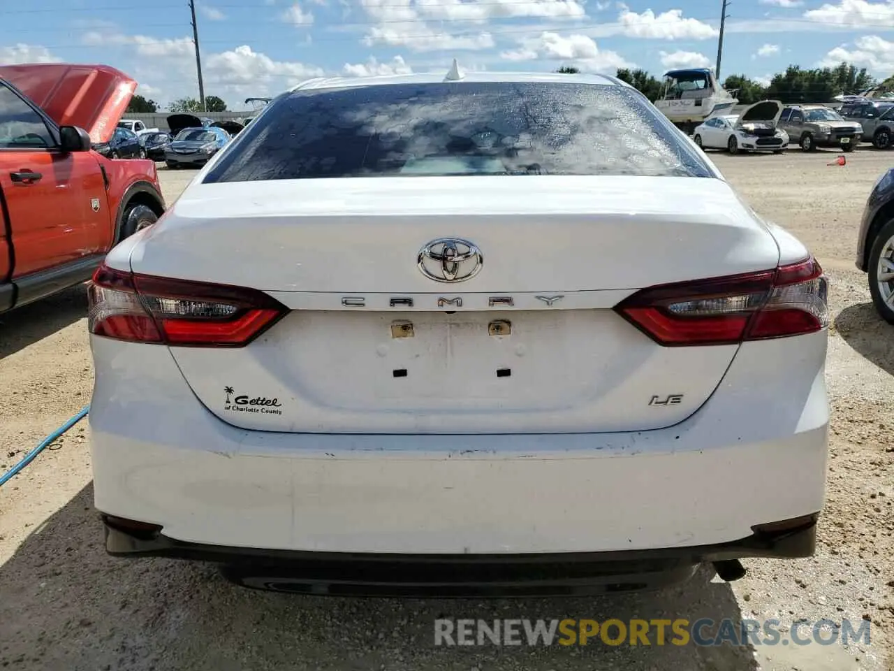 6 Photograph of a damaged car 4T1C11AK9NU618736 TOYOTA CAMRY 2022