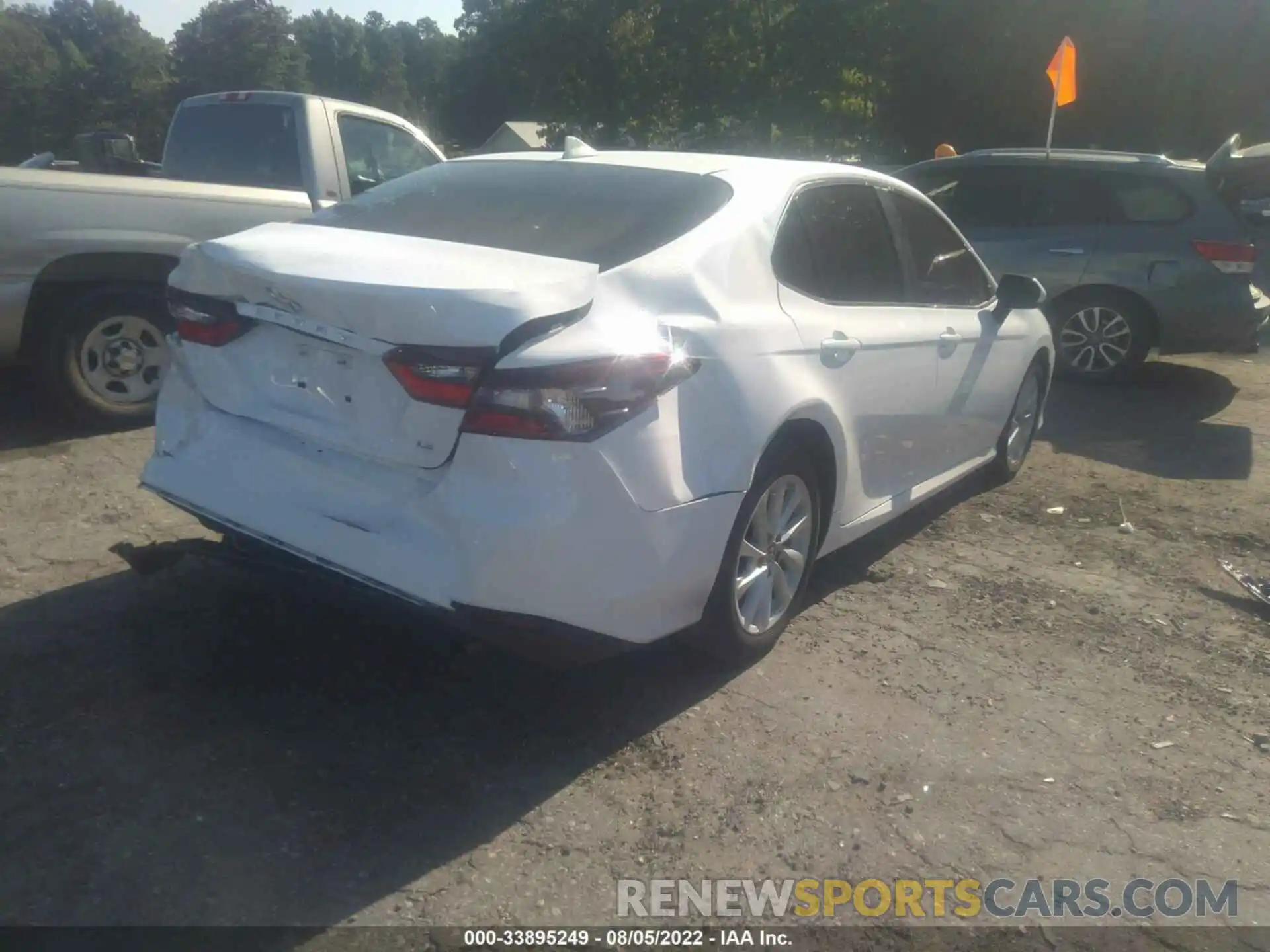 4 Photograph of a damaged car 4T1C11AK9NU624925 TOYOTA CAMRY 2022