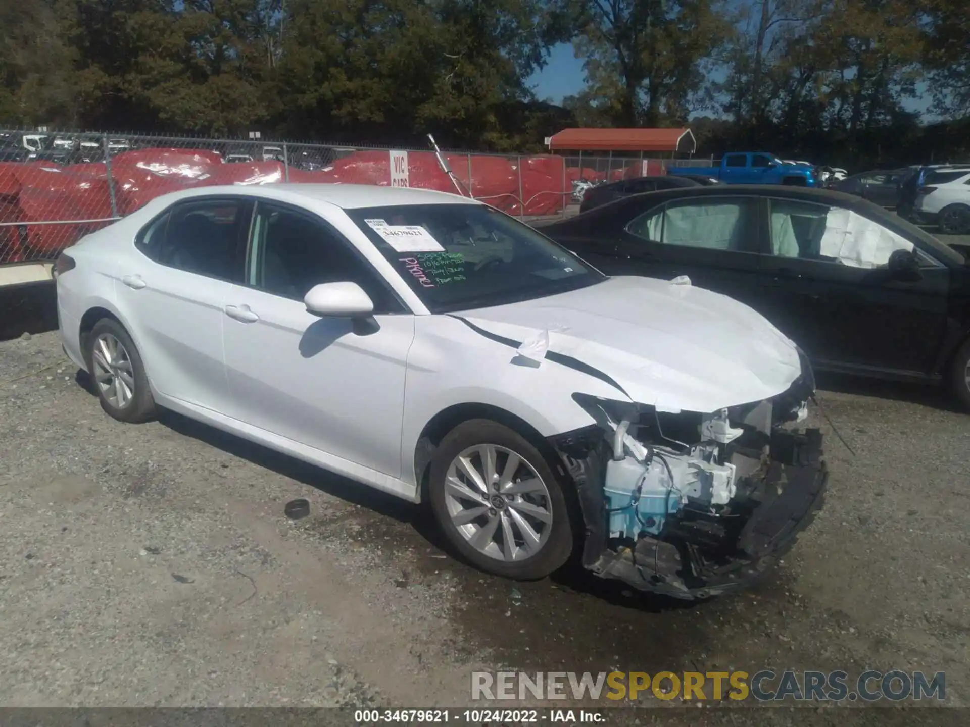 1 Photograph of a damaged car 4T1C11AK9NU632569 TOYOTA CAMRY 2022