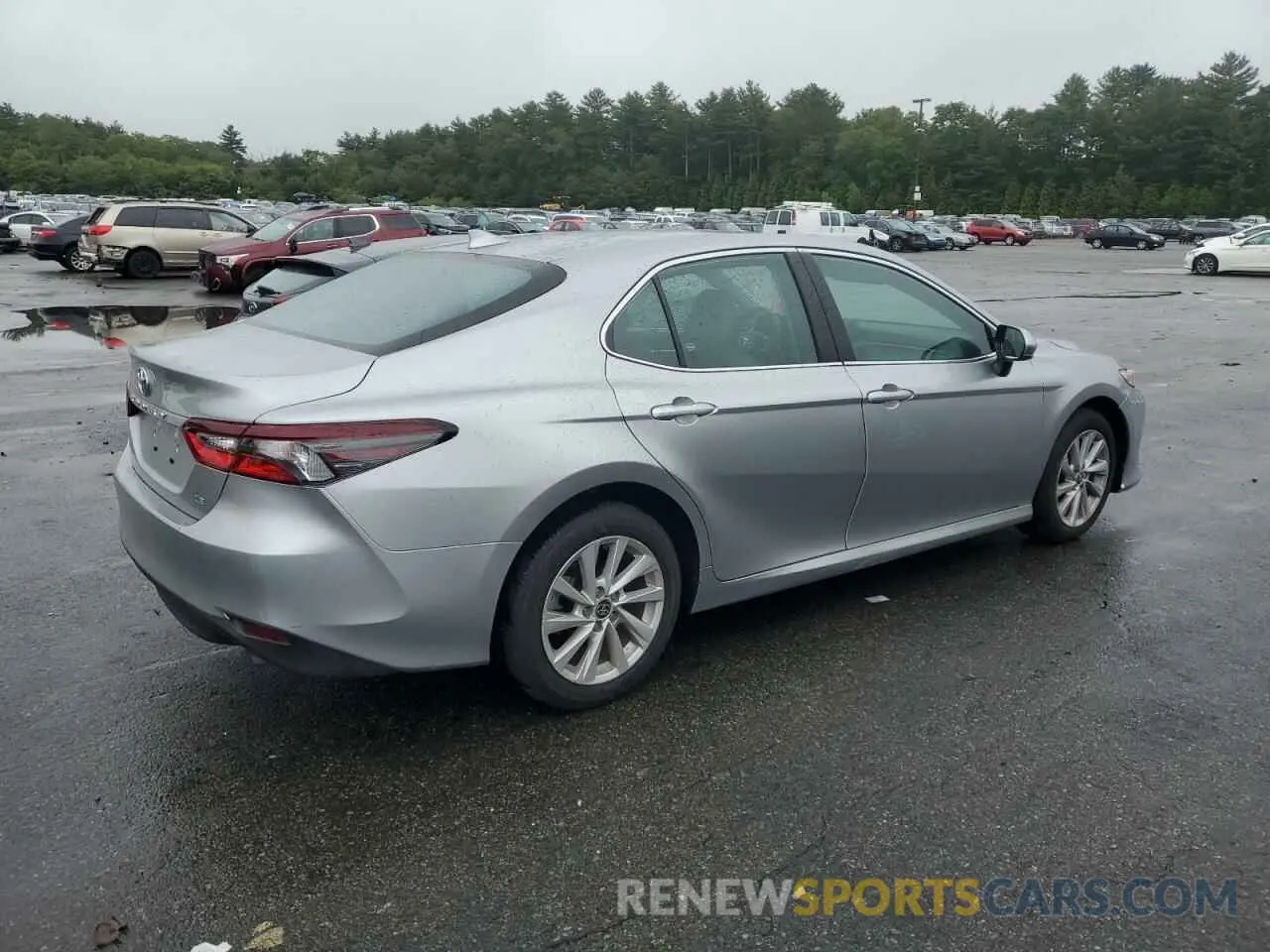 3 Photograph of a damaged car 4T1C11AK9NU634287 TOYOTA CAMRY 2022