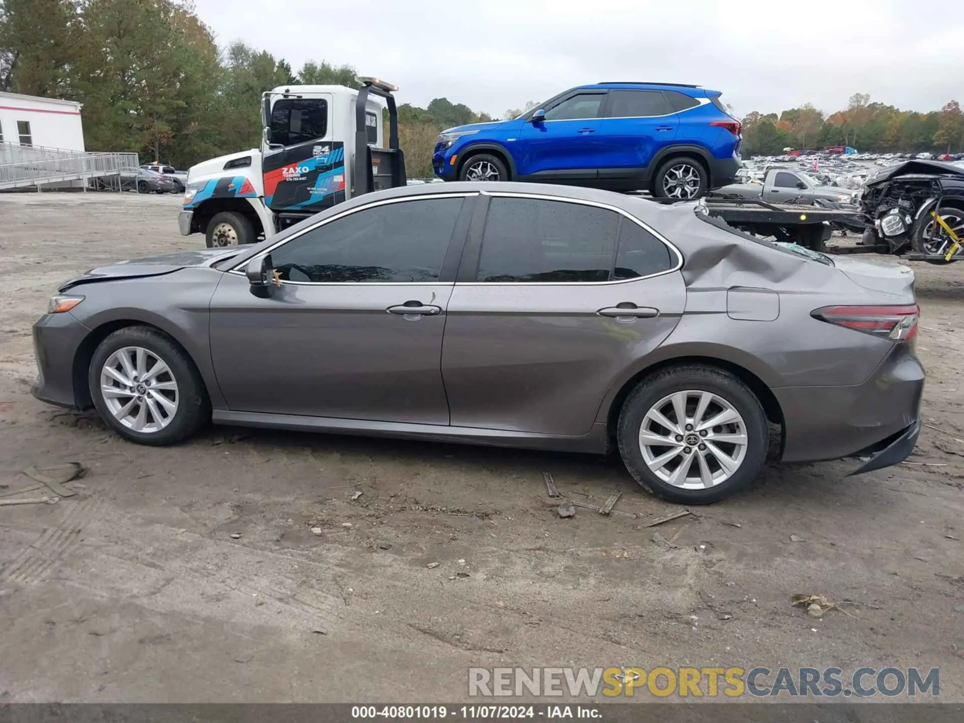 14 Photograph of a damaged car 4T1C11AK9NU637500 TOYOTA CAMRY 2022