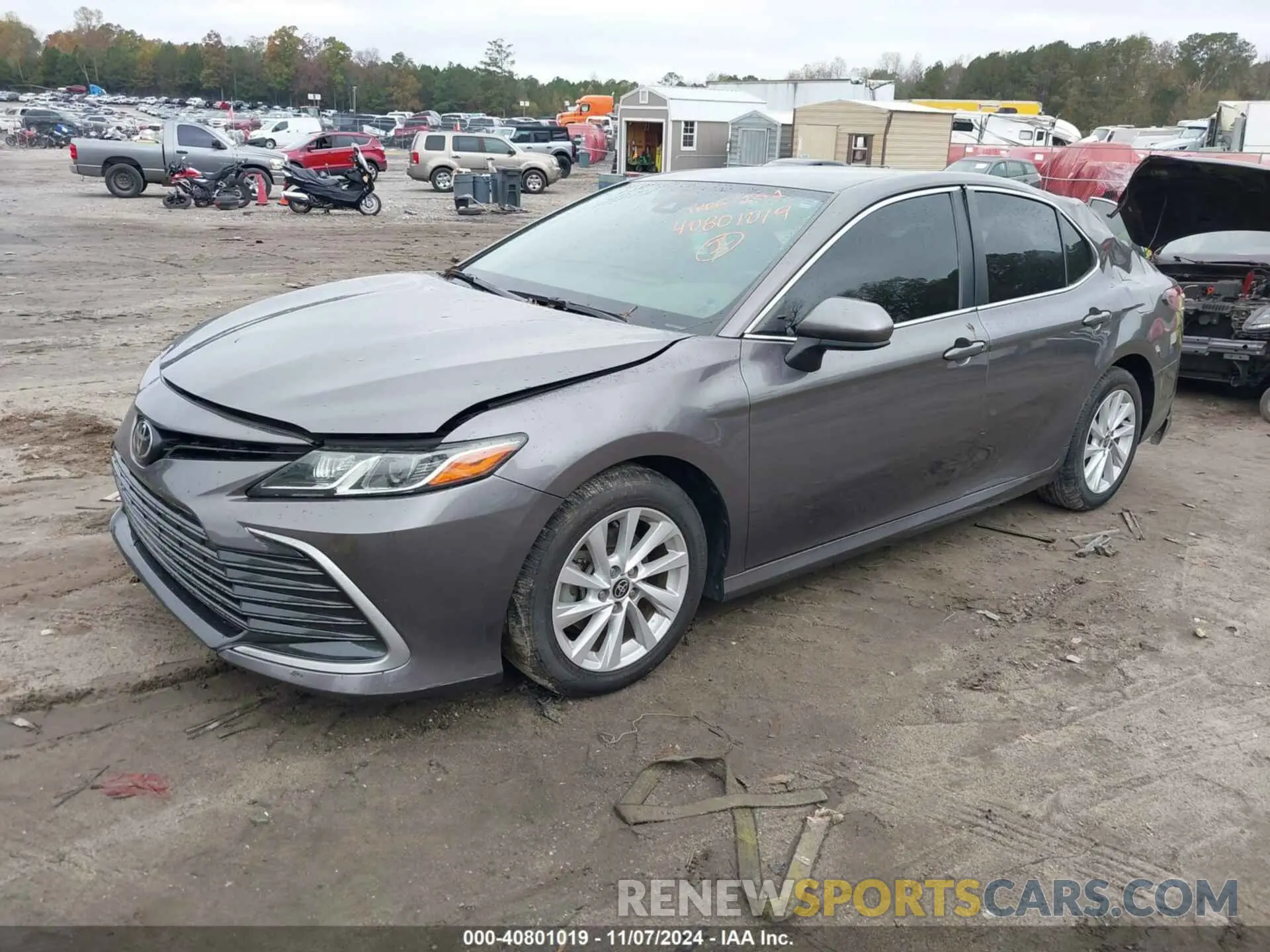 2 Photograph of a damaged car 4T1C11AK9NU637500 TOYOTA CAMRY 2022