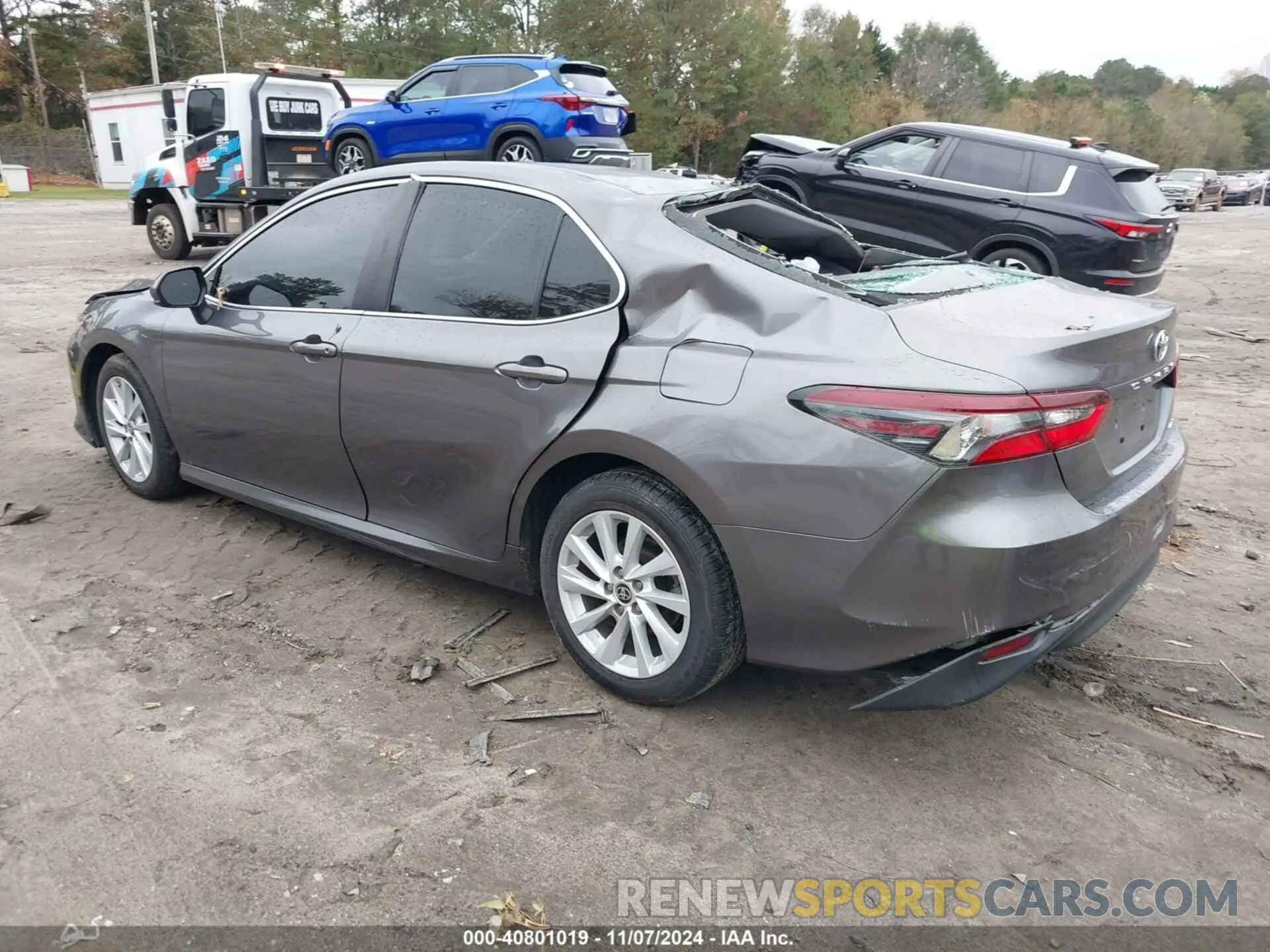 3 Photograph of a damaged car 4T1C11AK9NU637500 TOYOTA CAMRY 2022