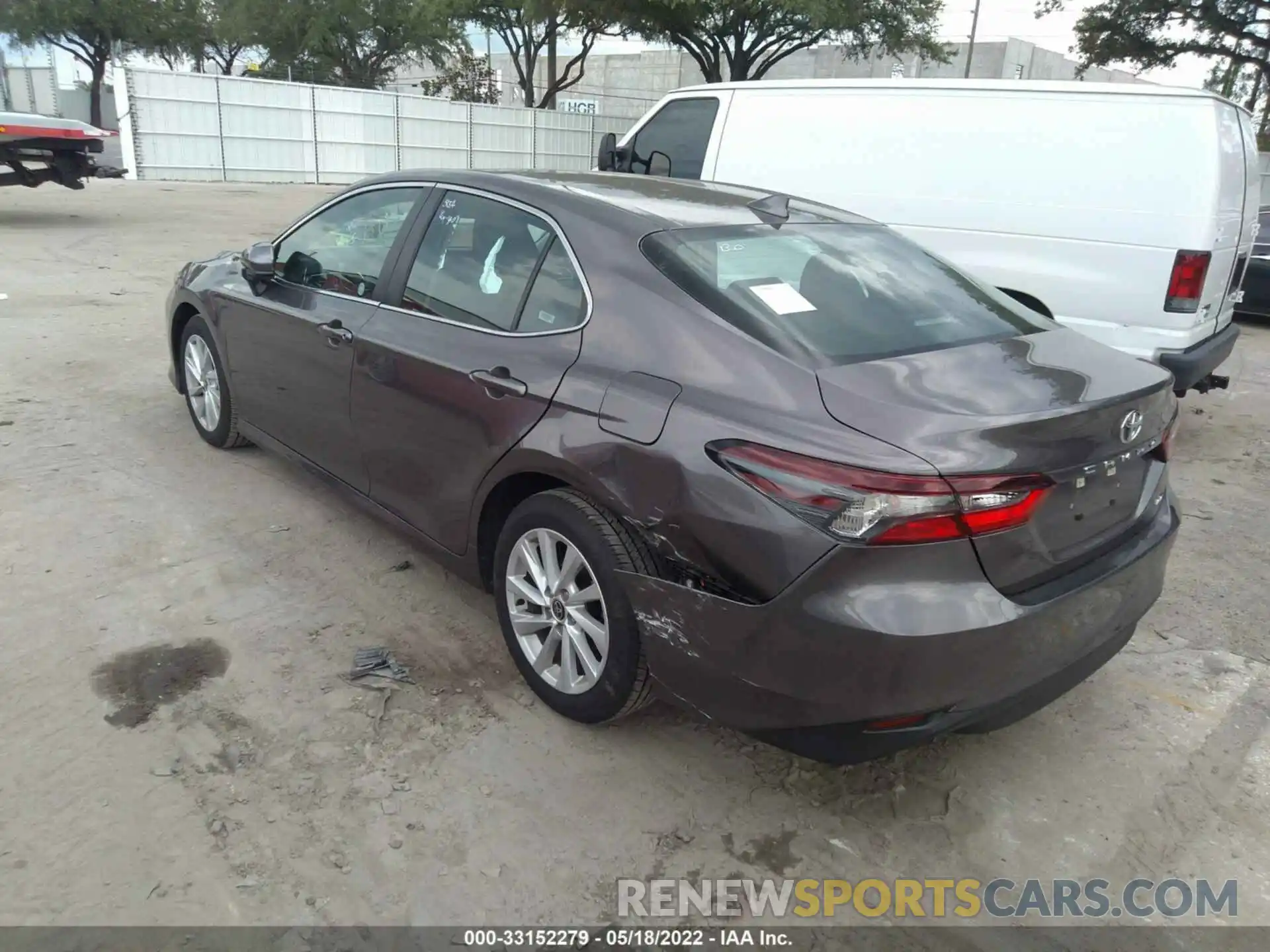 3 Photograph of a damaged car 4T1C11AK9NU647590 TOYOTA CAMRY 2022