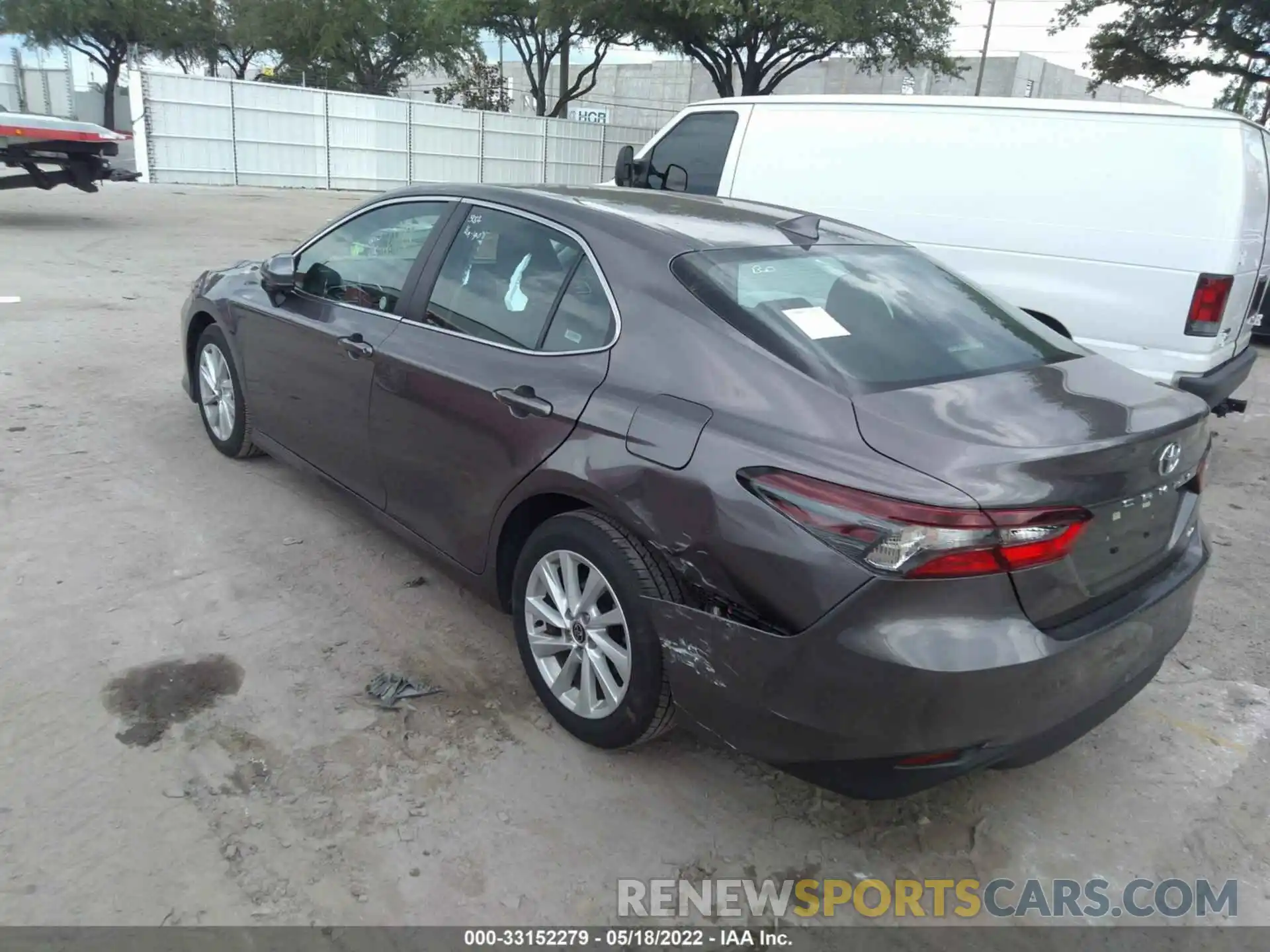 6 Photograph of a damaged car 4T1C11AK9NU647590 TOYOTA CAMRY 2022