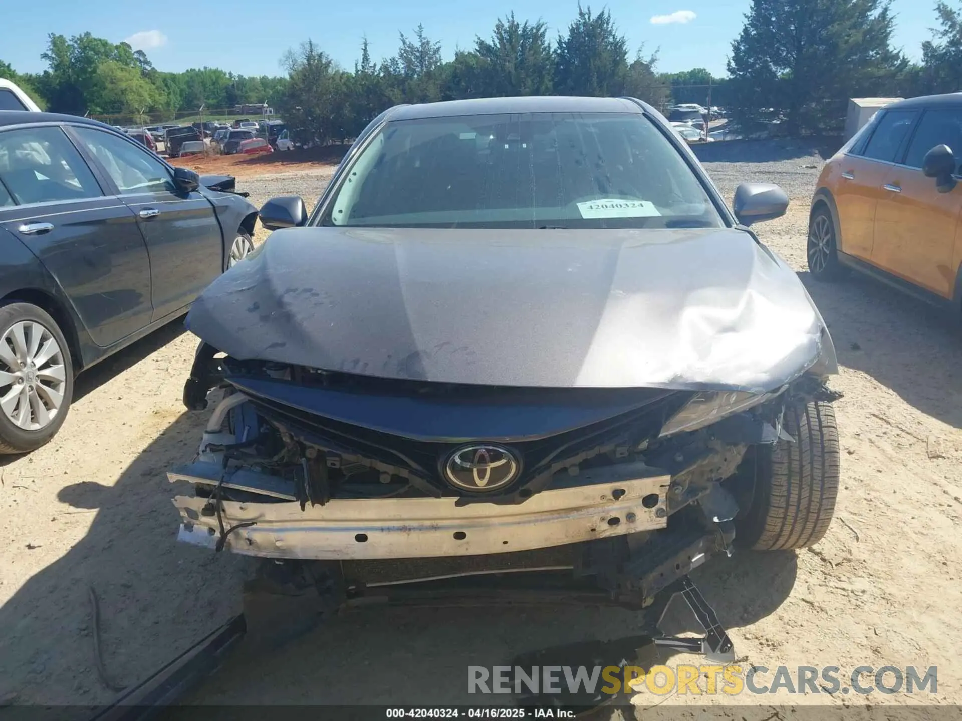 12 Photograph of a damaged car 4T1C11AK9NU667533 TOYOTA CAMRY 2022