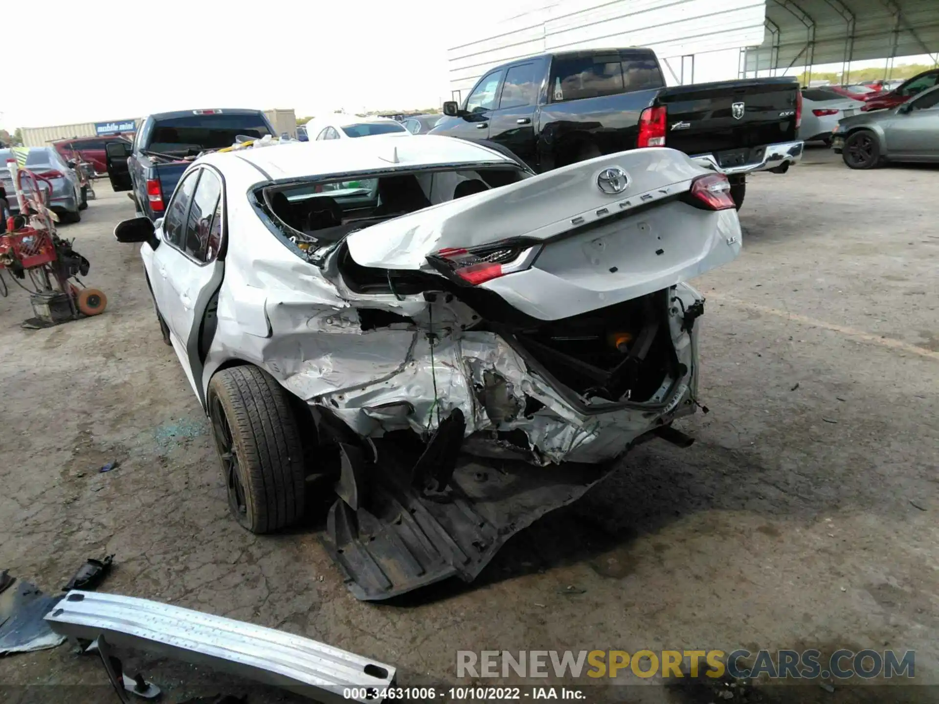 6 Photograph of a damaged car 4T1C11AK9NU682663 TOYOTA CAMRY 2022