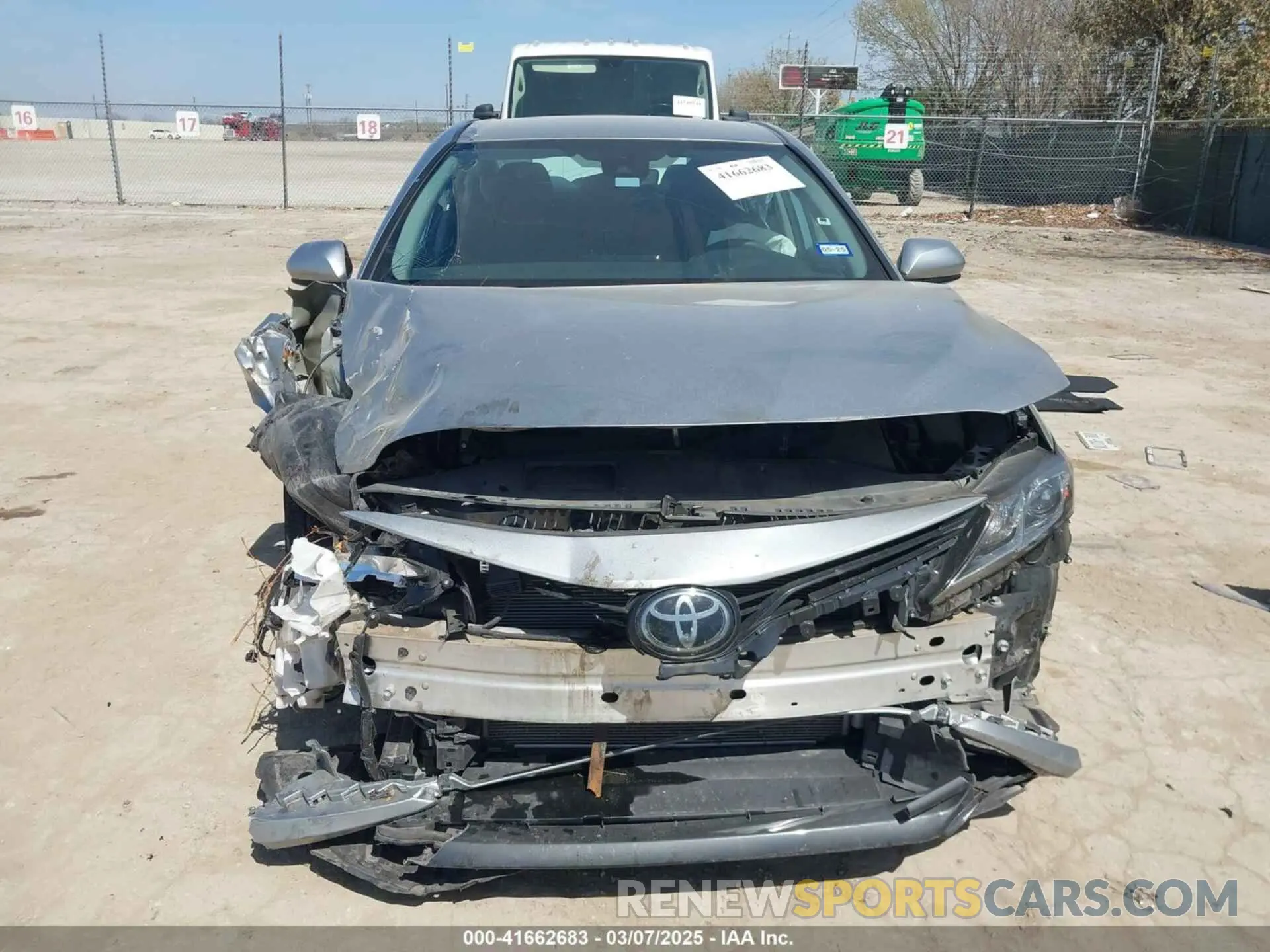 12 Photograph of a damaged car 4T1C11AK9NU695736 TOYOTA CAMRY 2022