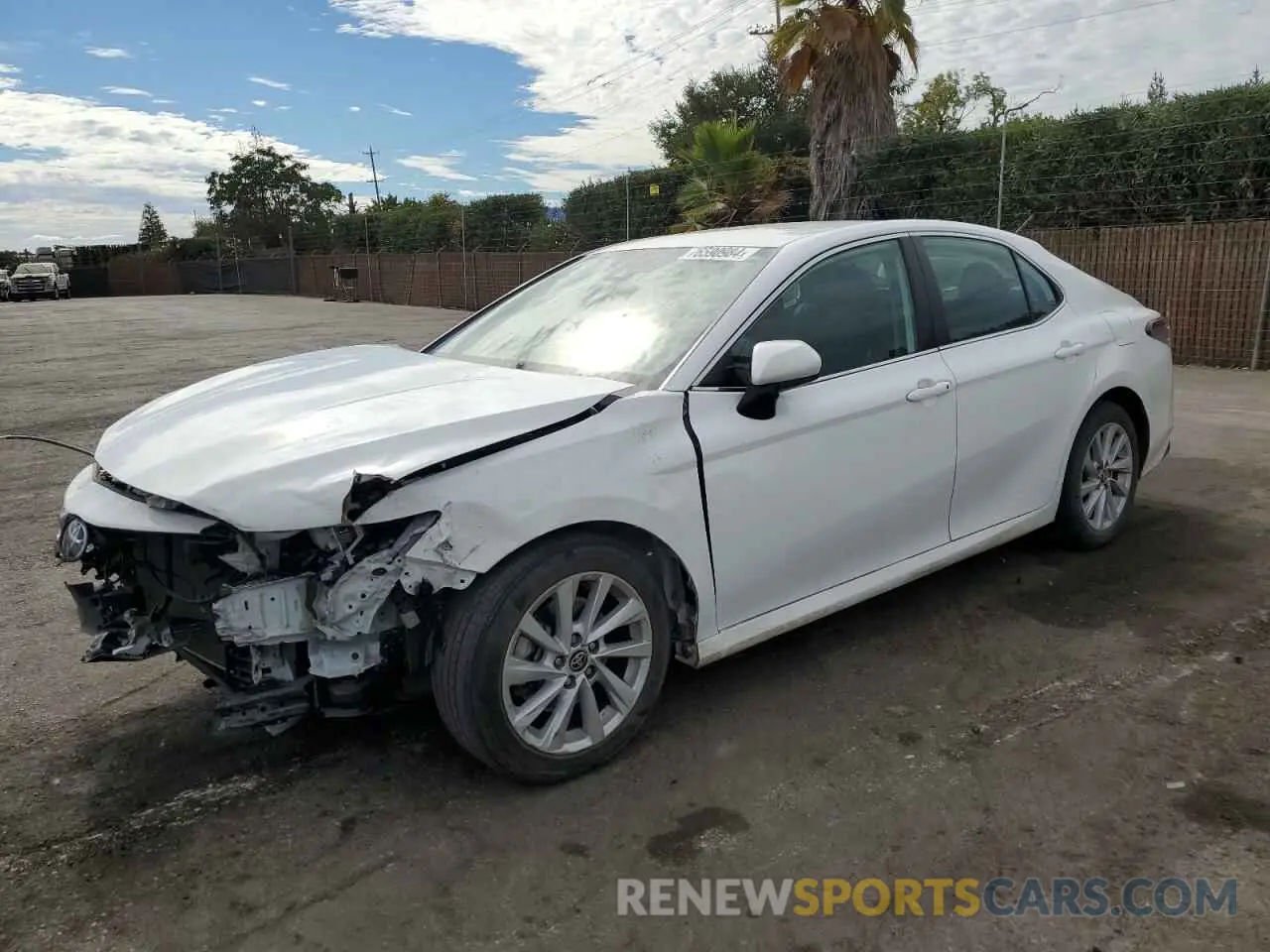 1 Photograph of a damaged car 4T1C11AK9NU715452 TOYOTA CAMRY 2022