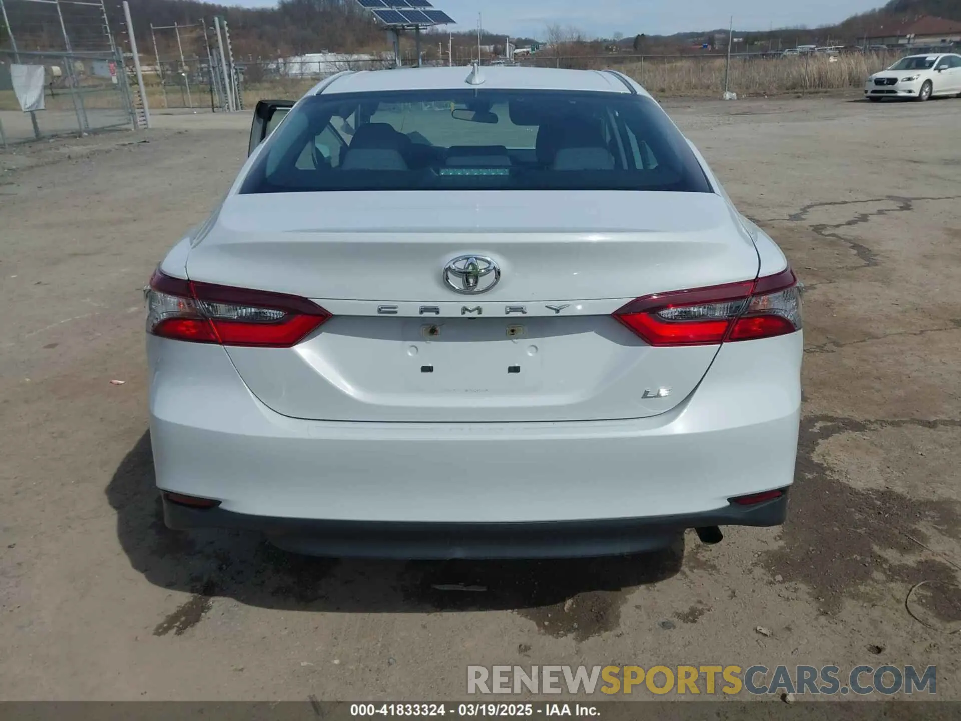16 Photograph of a damaged car 4T1C11AKXNU023717 TOYOTA CAMRY 2022