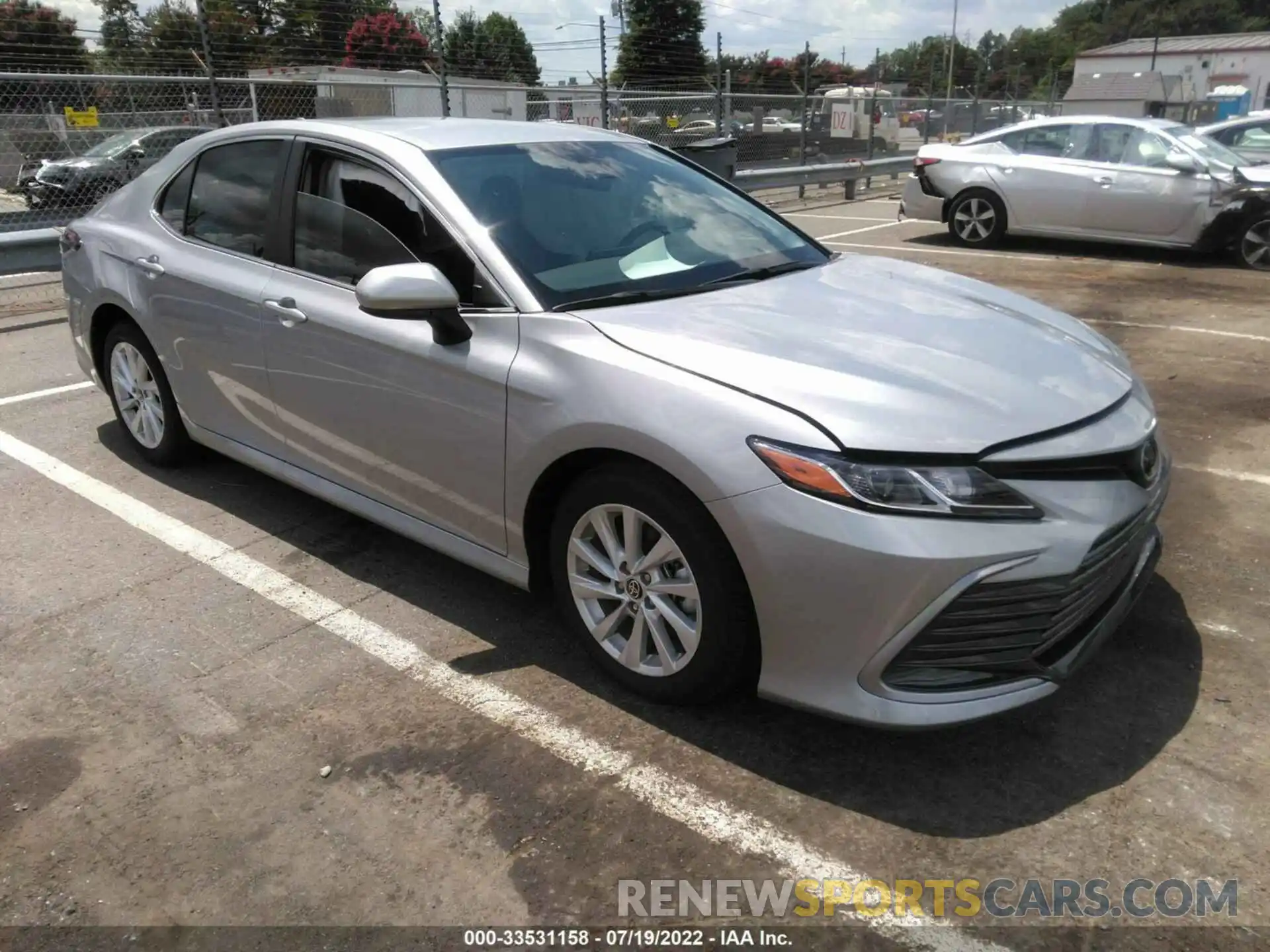 1 Photograph of a damaged car 4T1C11AKXNU032157 TOYOTA CAMRY 2022