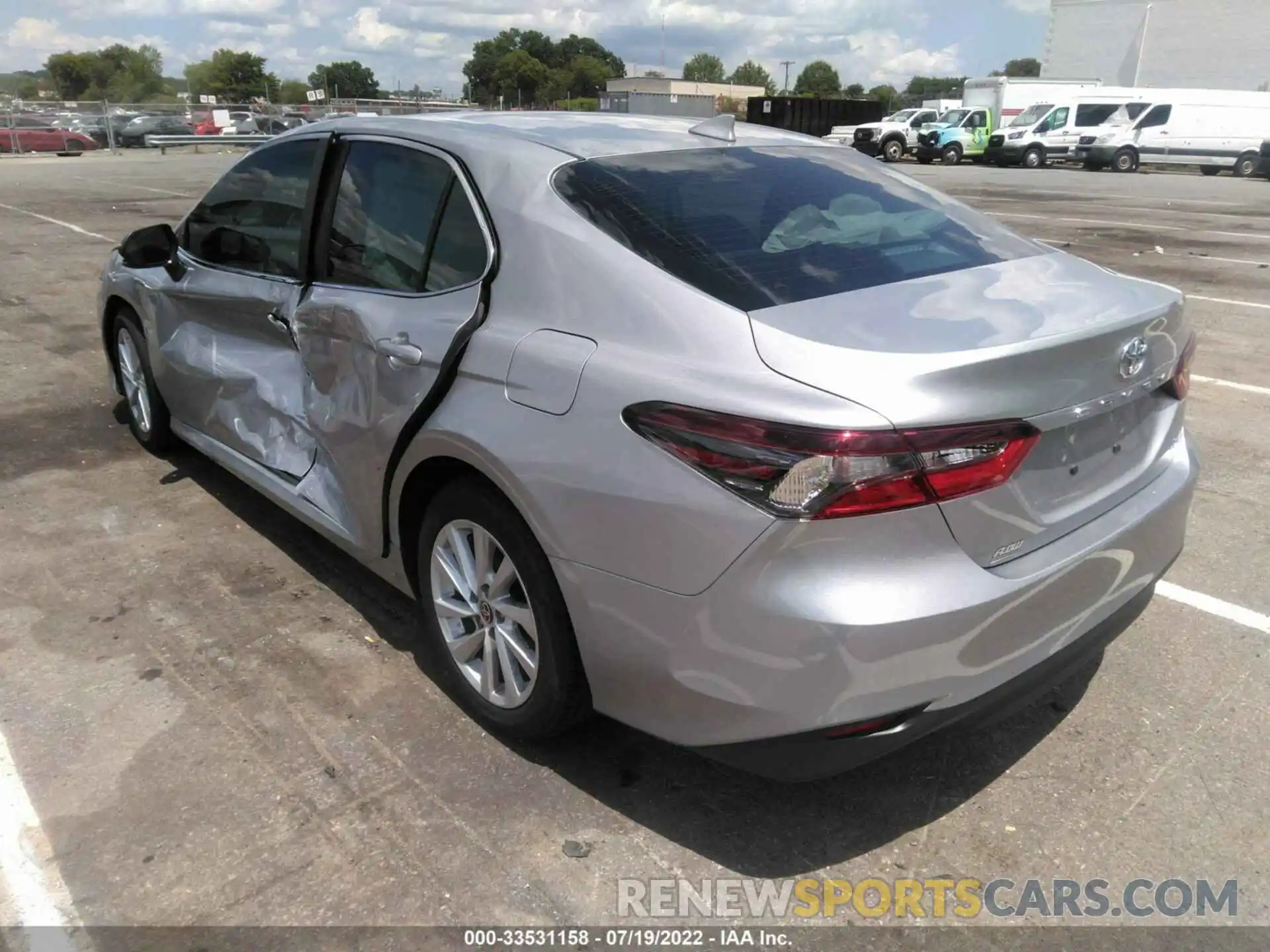 3 Photograph of a damaged car 4T1C11AKXNU032157 TOYOTA CAMRY 2022