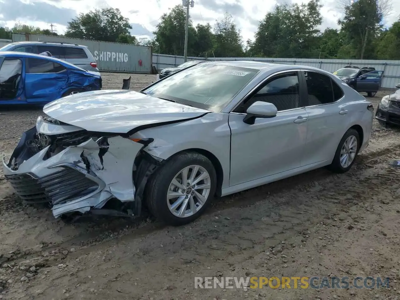 1 Photograph of a damaged car 4T1C11AKXNU045085 TOYOTA CAMRY 2022