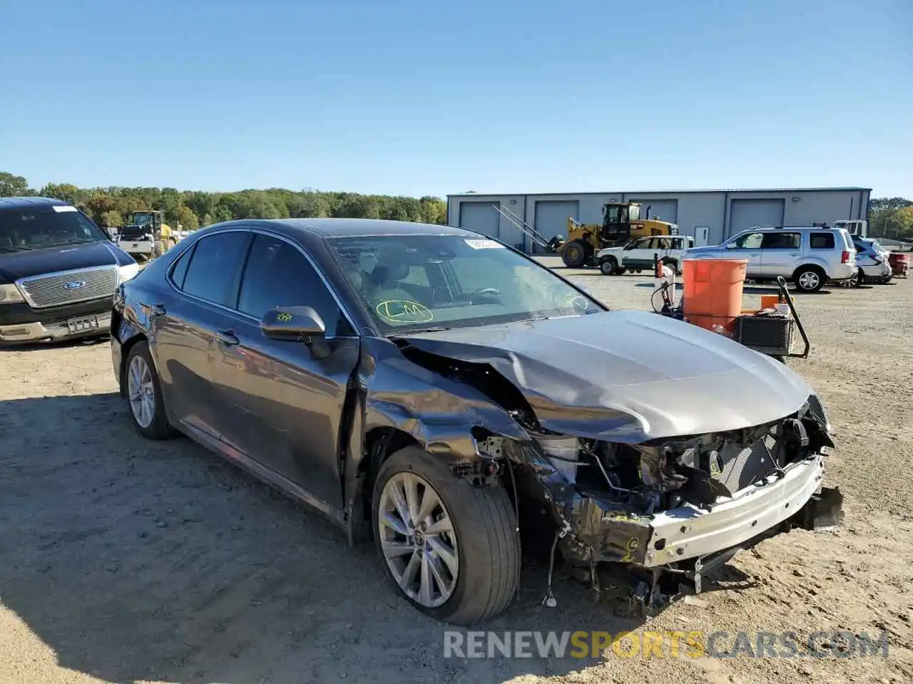 1 Photograph of a damaged car 4T1C11AKXNU051100 TOYOTA CAMRY 2022