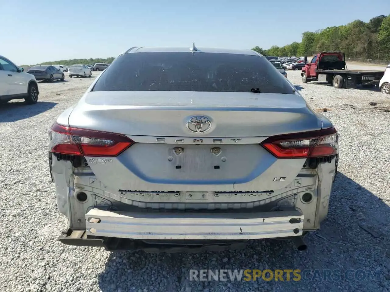 6 Photograph of a damaged car 4T1C11AKXNU057494 TOYOTA CAMRY 2022