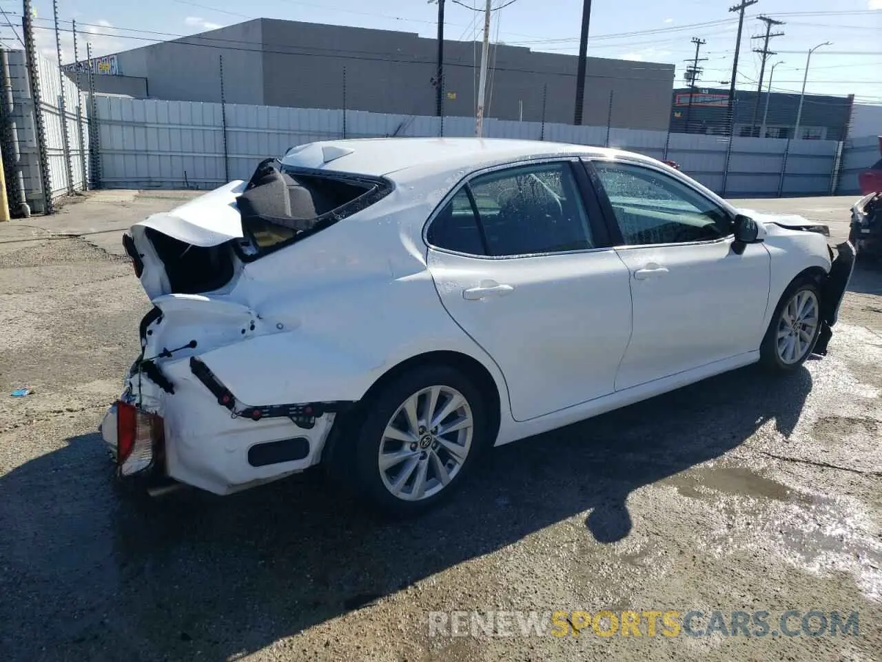 3 Photograph of a damaged car 4T1C11AKXNU499711 TOYOTA CAMRY 2022