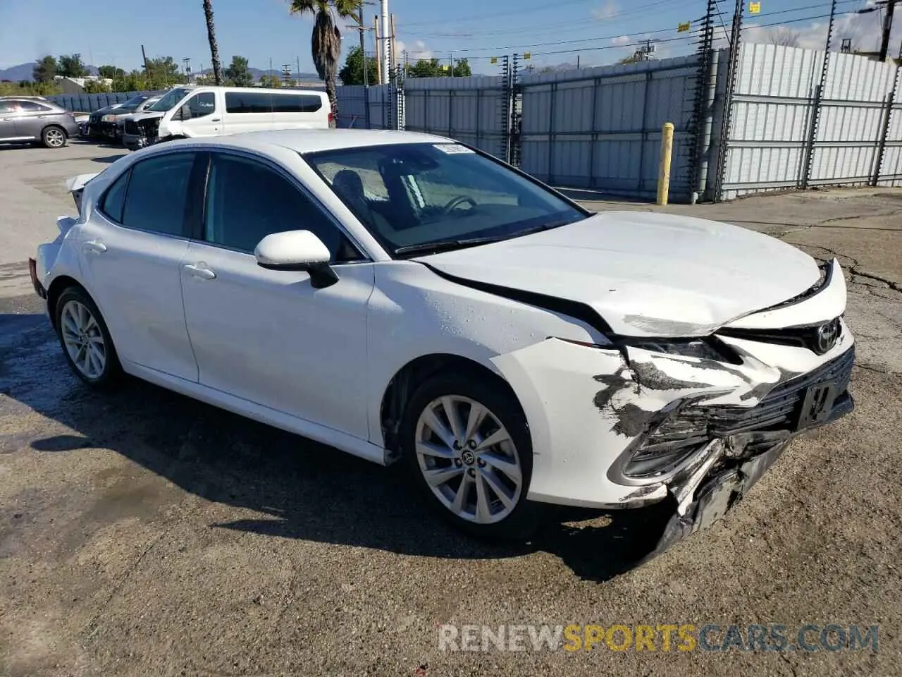 4 Photograph of a damaged car 4T1C11AKXNU499711 TOYOTA CAMRY 2022