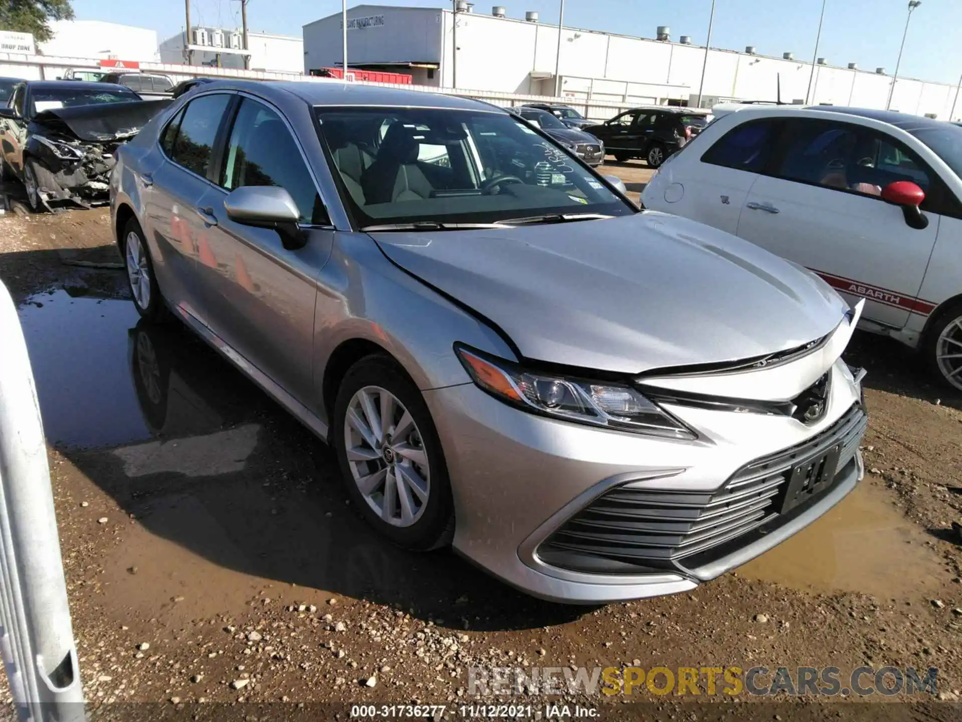 1 Photograph of a damaged car 4T1C11AKXNU618860 TOYOTA CAMRY 2022