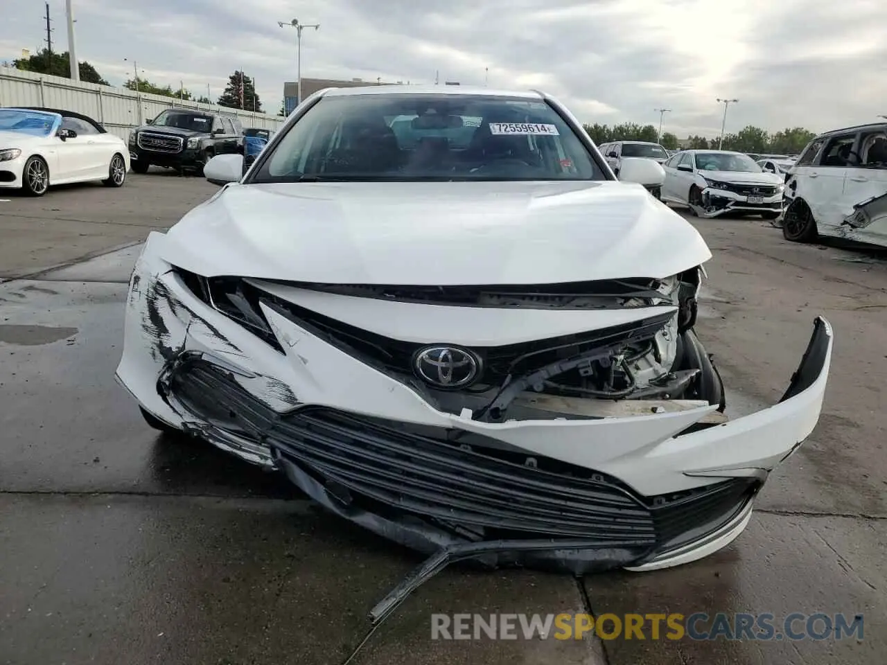 5 Photograph of a damaged car 4T1C11AKXNU628384 TOYOTA CAMRY 2022
