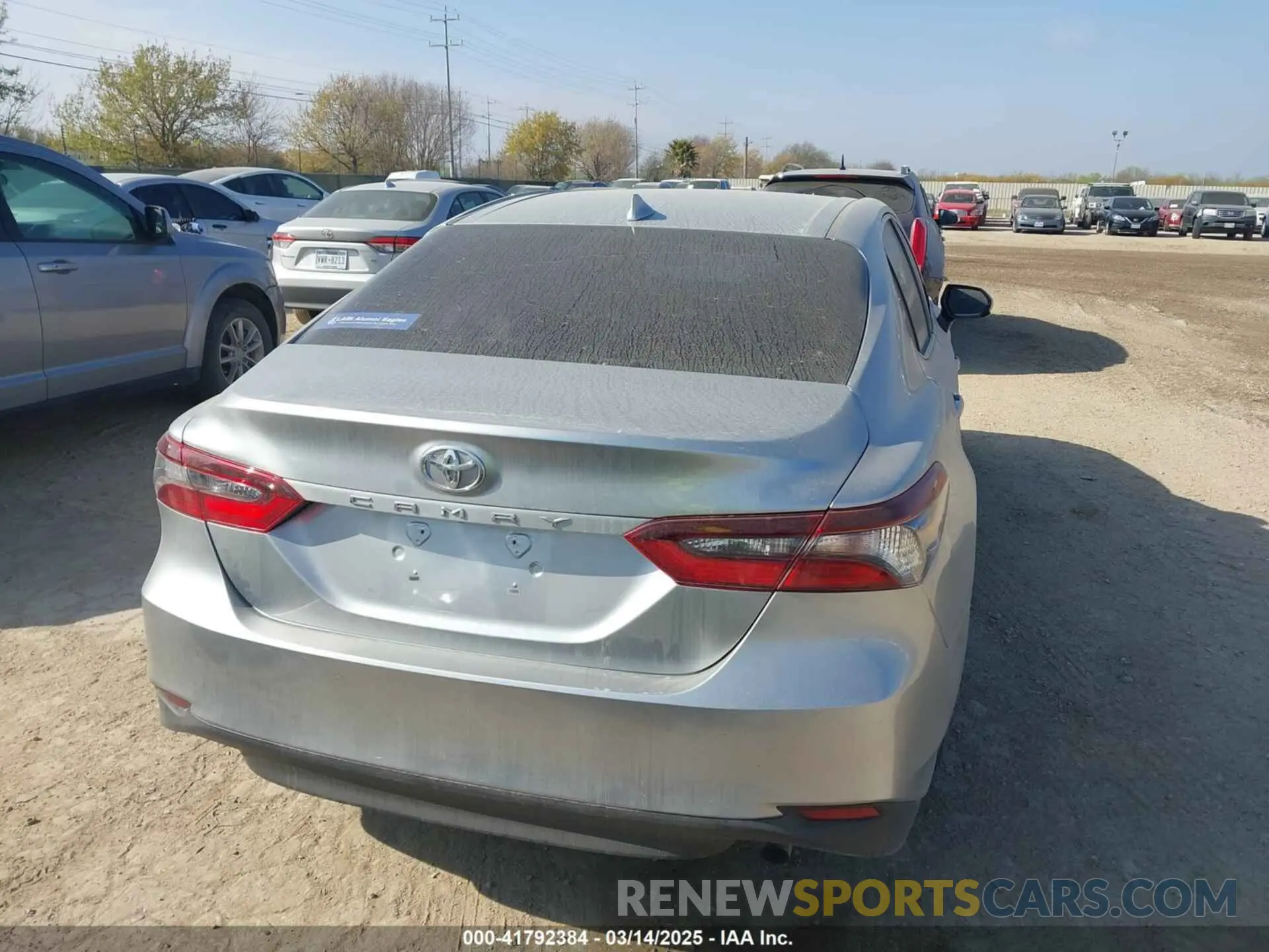 16 Photograph of a damaged car 4T1C11AKXNU629213 TOYOTA CAMRY 2022