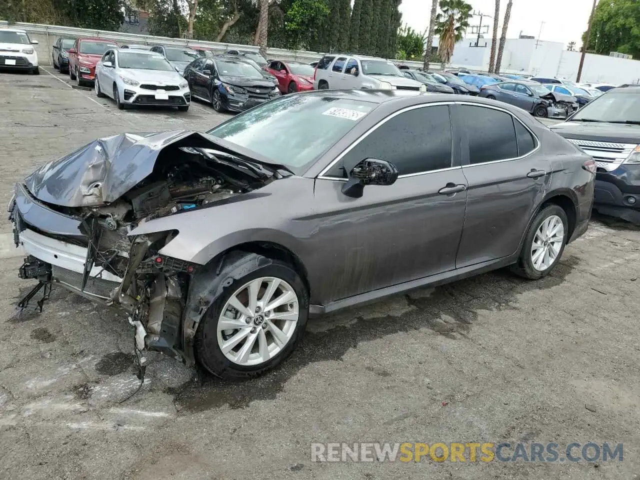 1 Photograph of a damaged car 4T1C11AKXNU651745 TOYOTA CAMRY 2022