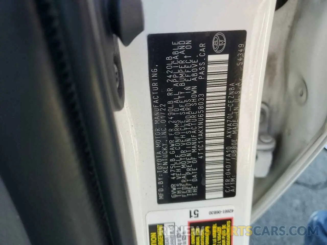 12 Photograph of a damaged car 4T1C11AKXNU658033 TOYOTA CAMRY 2022