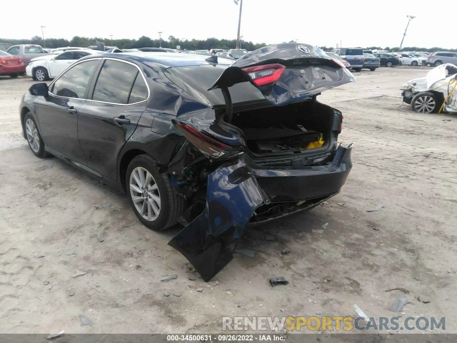 6 Photograph of a damaged car 4T1C11AKXNU660882 TOYOTA CAMRY 2022