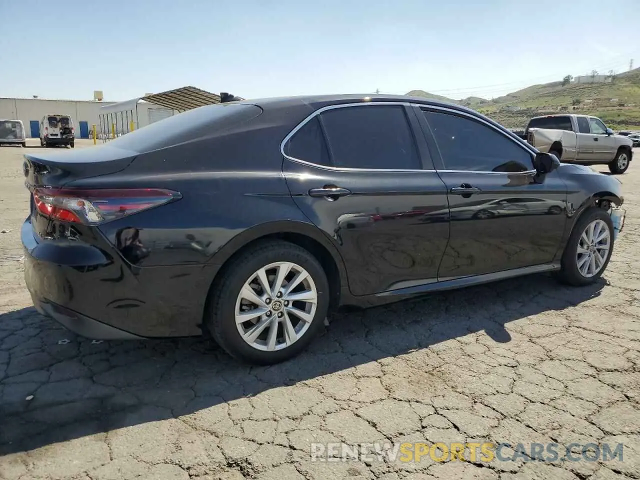3 Photograph of a damaged car 4T1C11AKXNU661532 TOYOTA CAMRY 2022