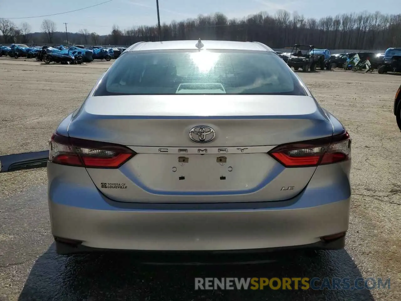 6 Photograph of a damaged car 4T1C11AKXNU665581 TOYOTA CAMRY 2022