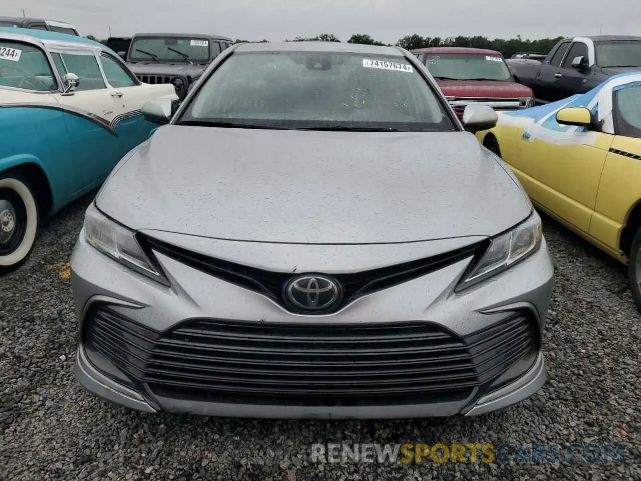 5 Photograph of a damaged car 4T1C11AKXNU666505 TOYOTA CAMRY 2022