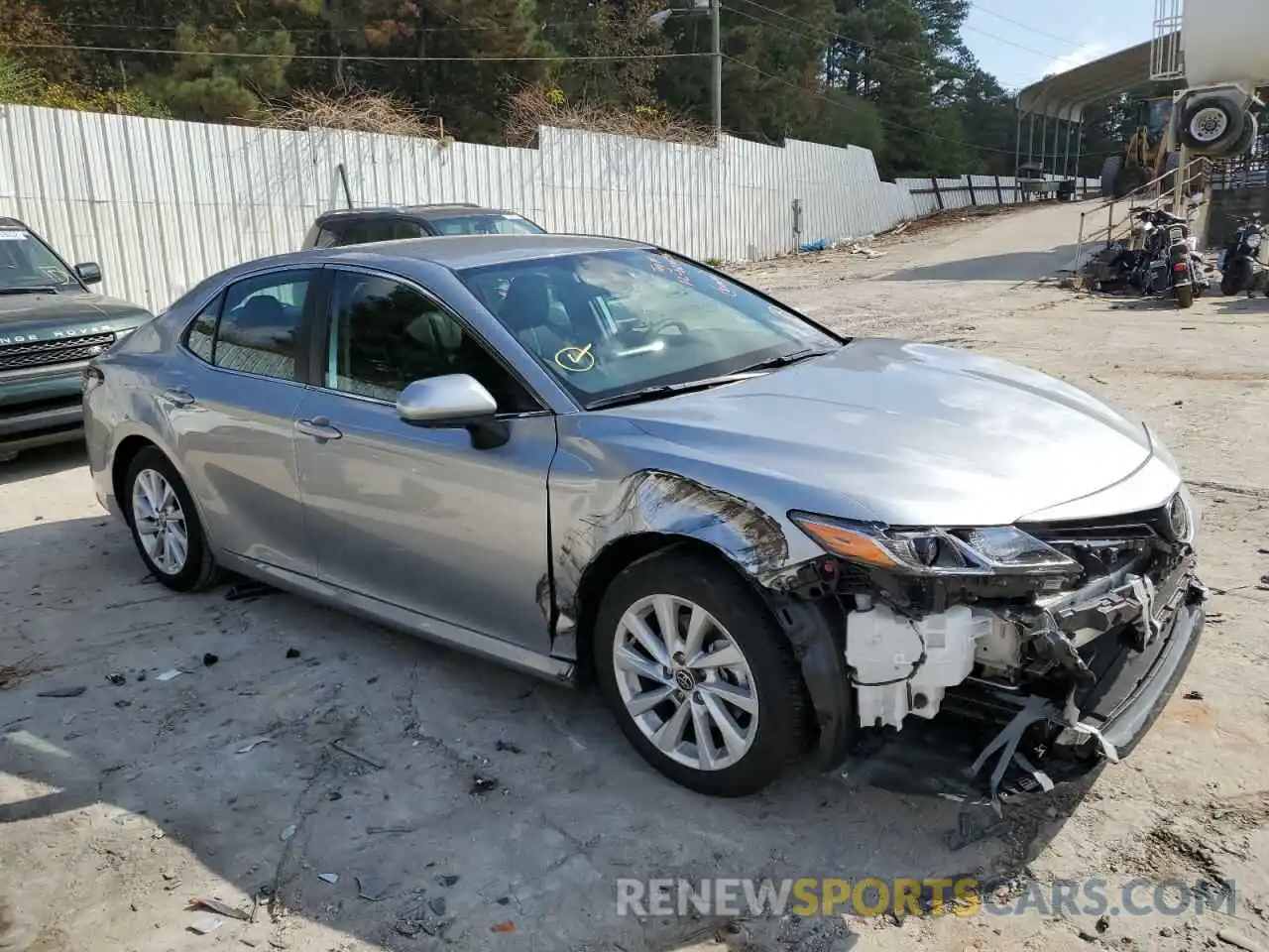 1 Photograph of a damaged car 4T1C11AKXNU668075 TOYOTA CAMRY 2022