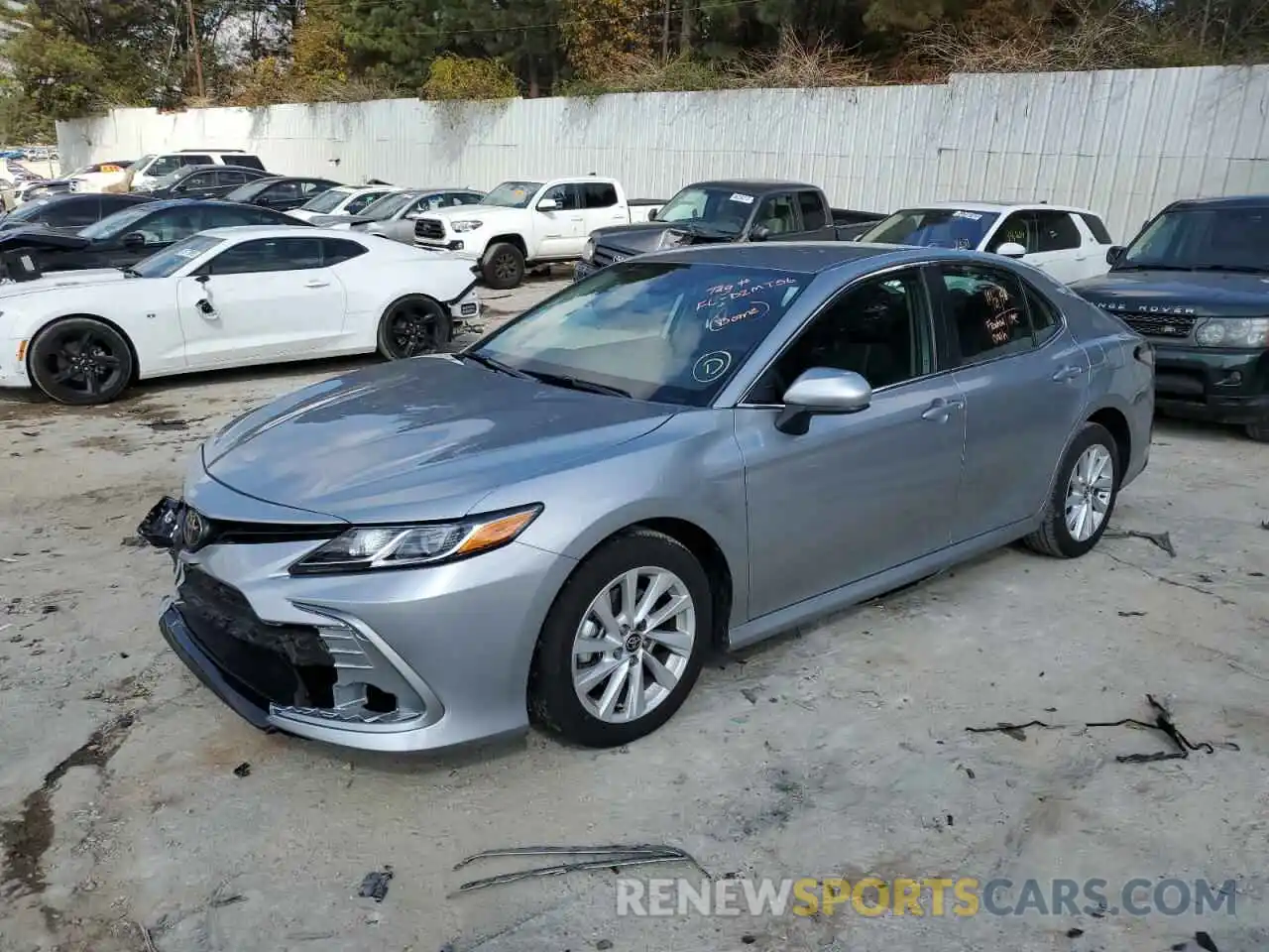 2 Photograph of a damaged car 4T1C11AKXNU668075 TOYOTA CAMRY 2022