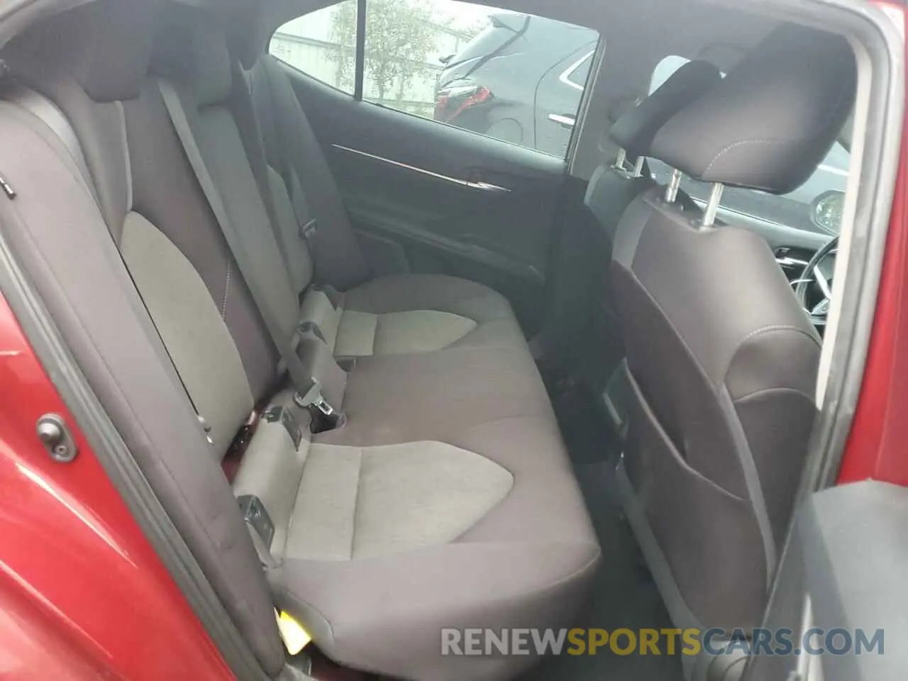 10 Photograph of a damaged car 4T1C11AKXNU671347 TOYOTA CAMRY 2022