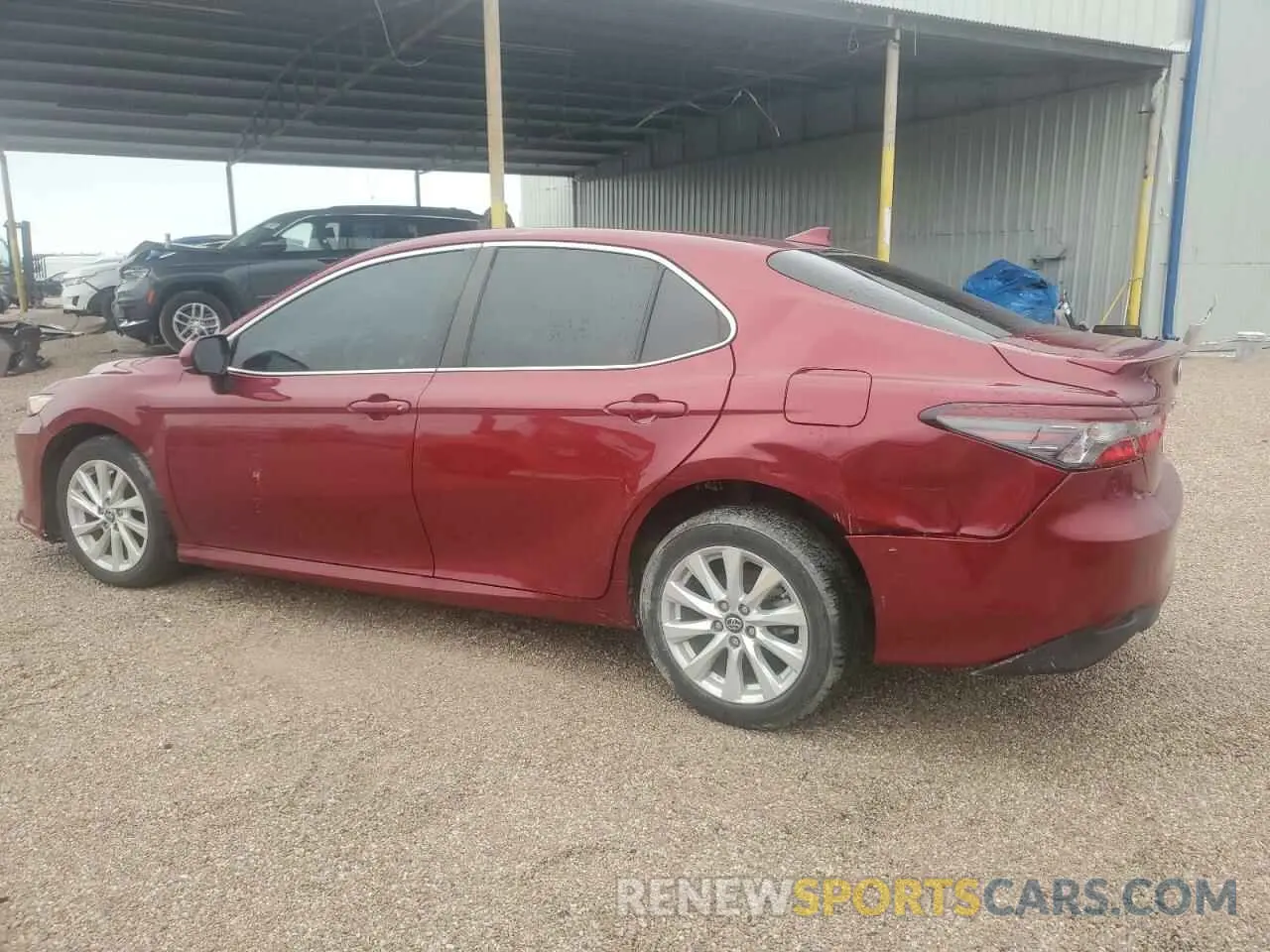 2 Photograph of a damaged car 4T1C11AKXNU671347 TOYOTA CAMRY 2022