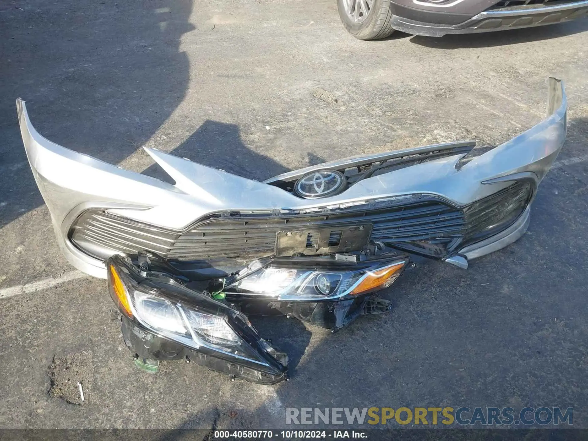 12 Photograph of a damaged car 4T1C11AKXNU674040 TOYOTA CAMRY 2022