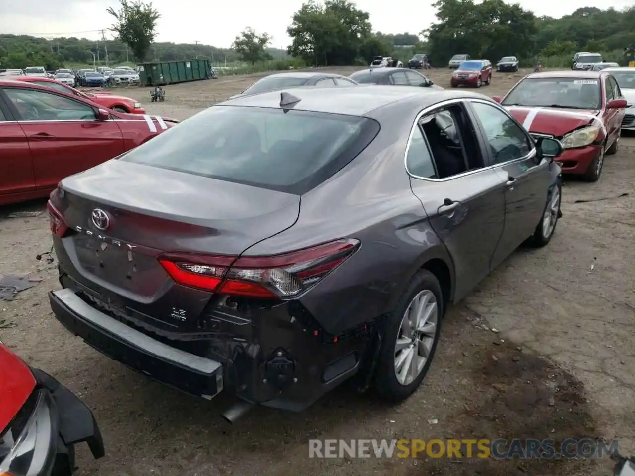 4 Photograph of a damaged car 4T1C11BK2NU051350 TOYOTA CAMRY 2022