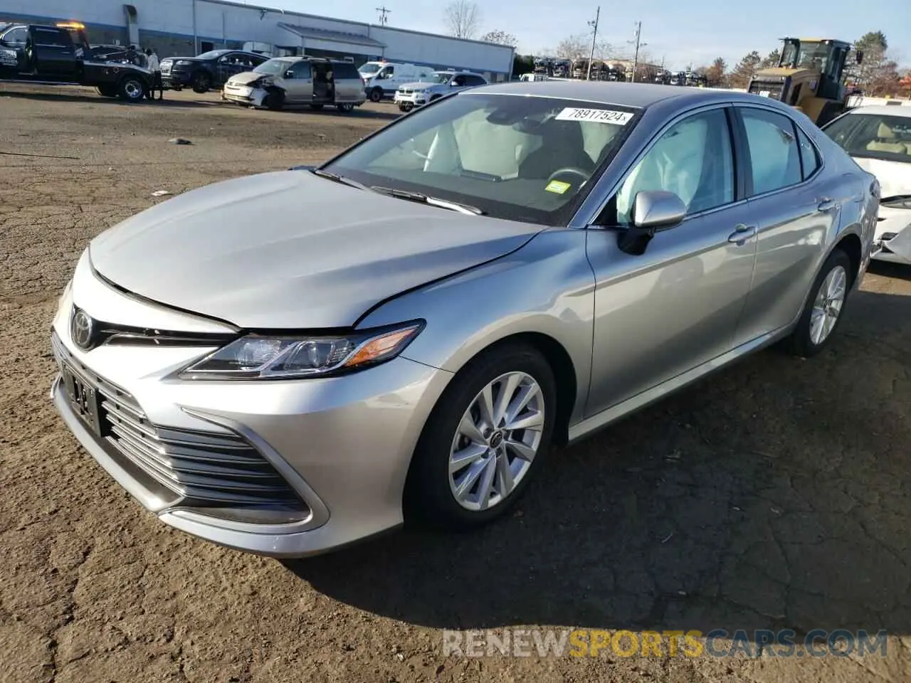 1 Photograph of a damaged car 4T1C11BK2NU070111 TOYOTA CAMRY 2022