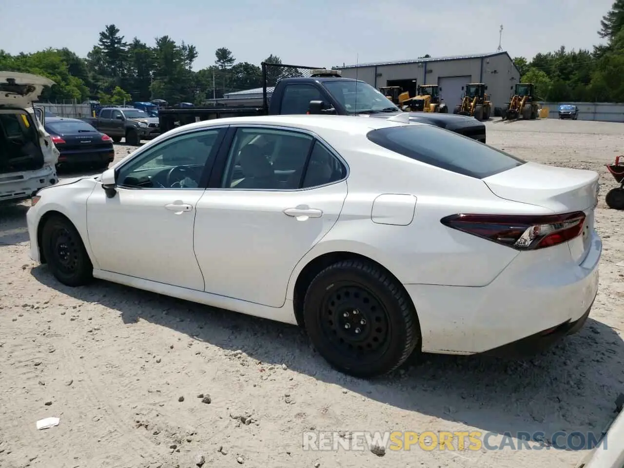 2 Photograph of a damaged car 4T1C11BK3NU066598 TOYOTA CAMRY 2022