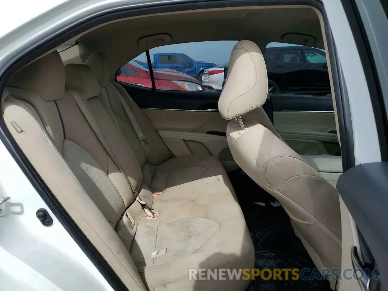 10 Photograph of a damaged car 4T1C11BK4NU049776 TOYOTA CAMRY 2022
