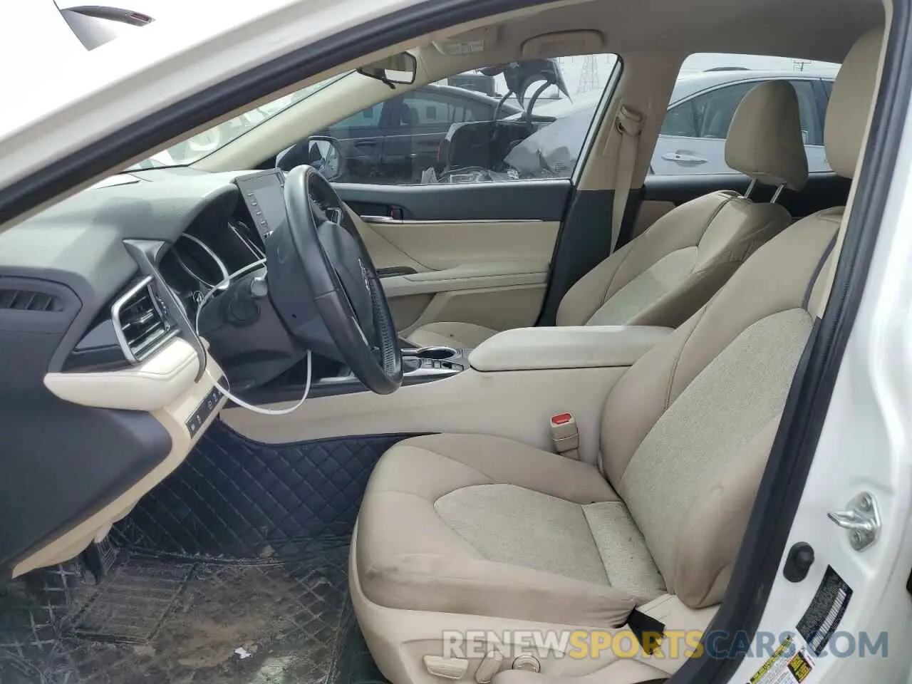 7 Photograph of a damaged car 4T1C11BK4NU049776 TOYOTA CAMRY 2022