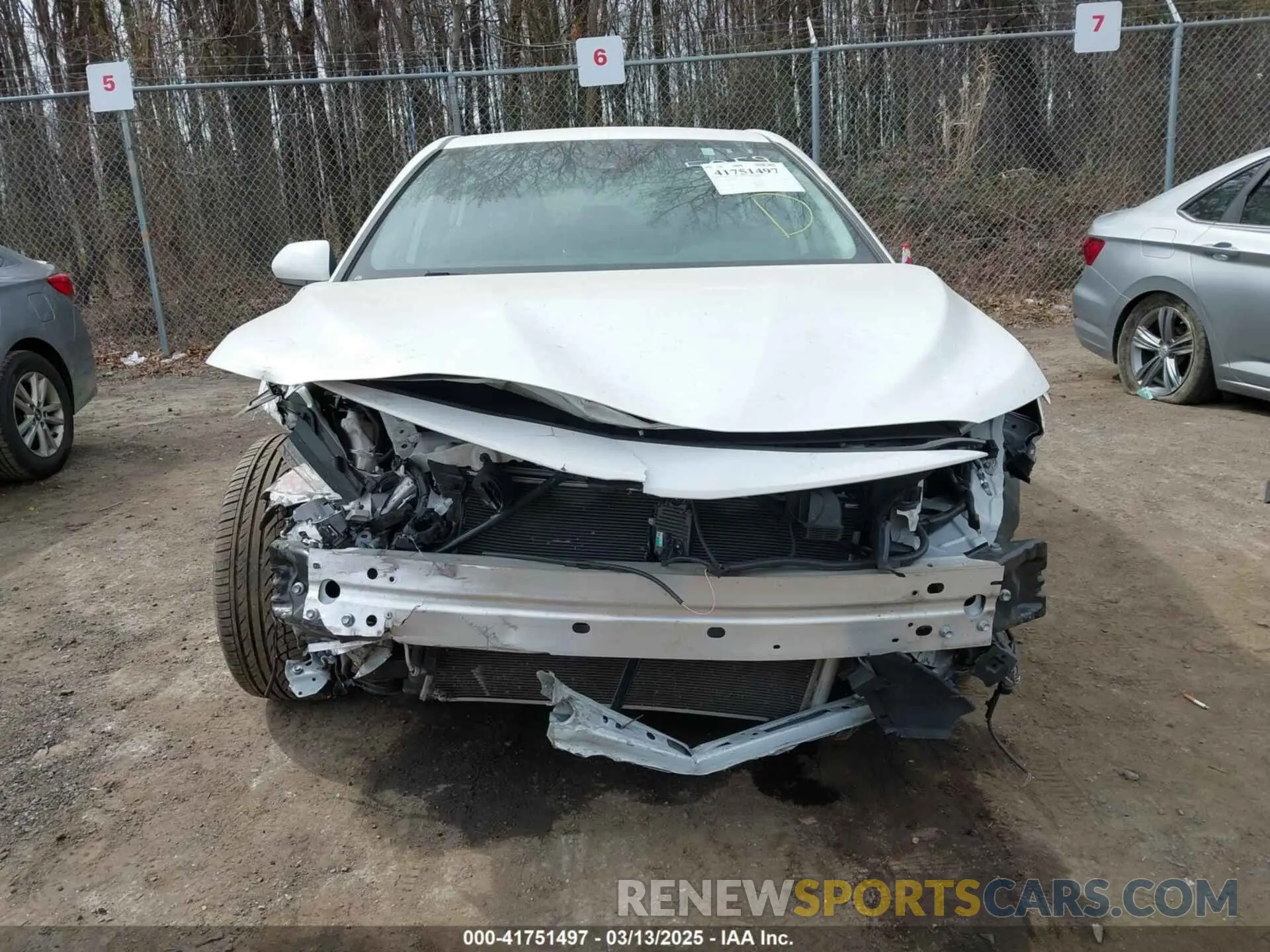 12 Photograph of a damaged car 4T1C11BK6NU055059 TOYOTA CAMRY 2022