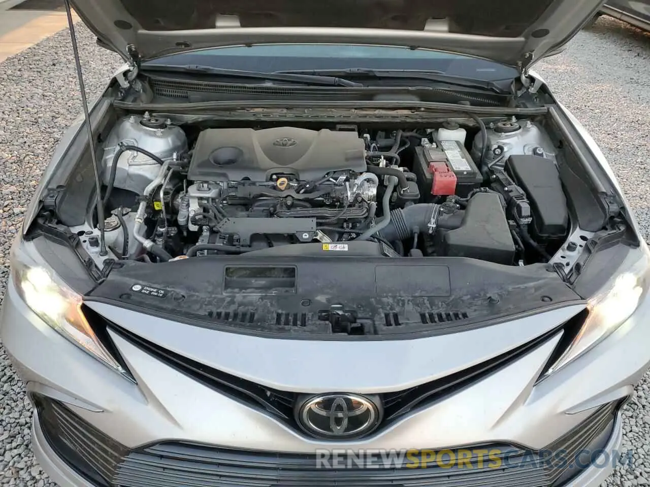 11 Photograph of a damaged car 4T1C11BK6NU058608 TOYOTA CAMRY 2022