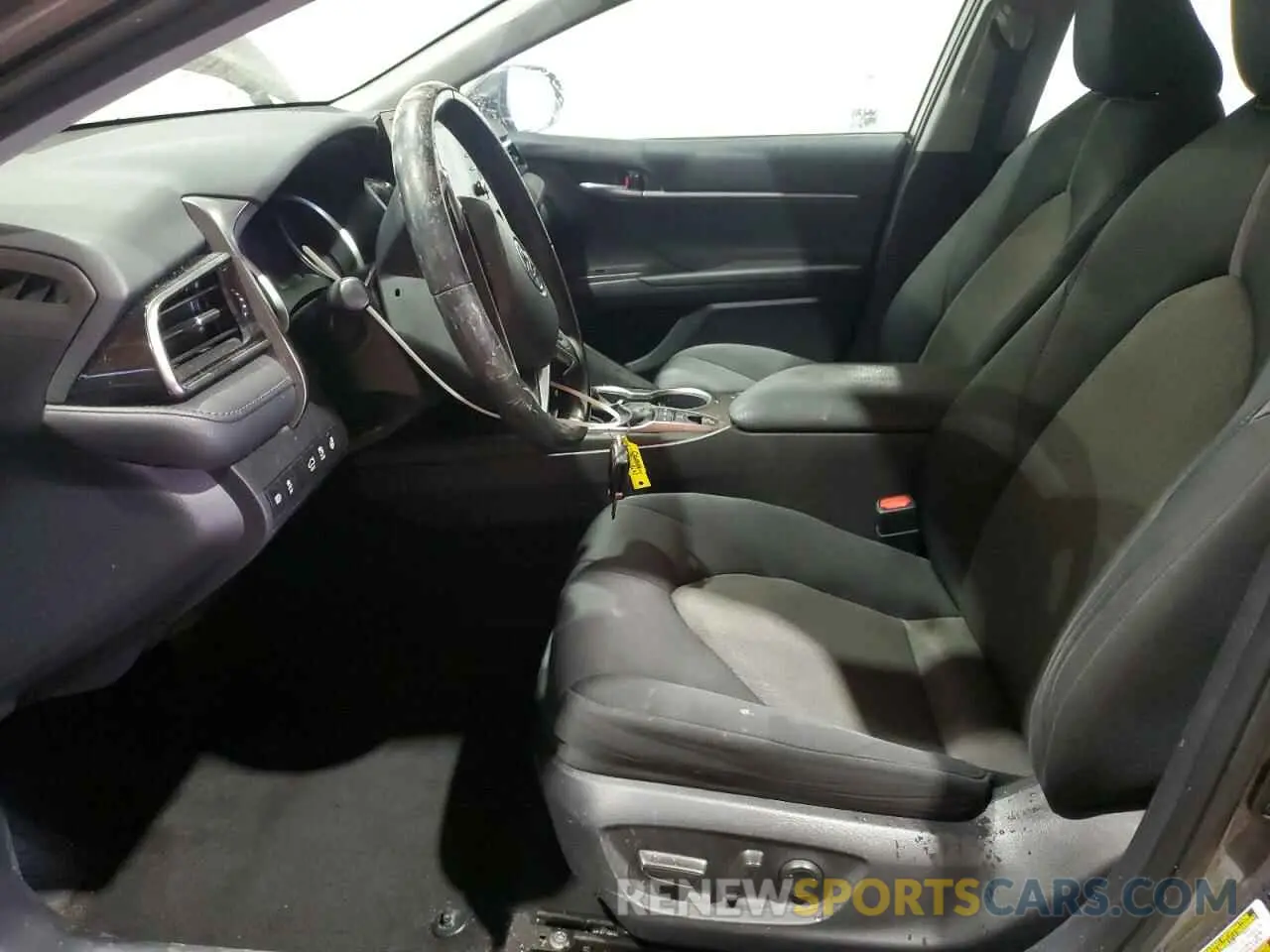 7 Photograph of a damaged car 4T1C11BK7NU059430 TOYOTA CAMRY 2022