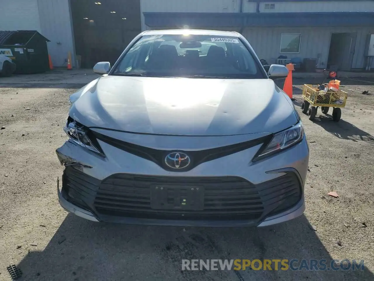 5 Photograph of a damaged car 4T1C11BK8NU070369 TOYOTA CAMRY 2022
