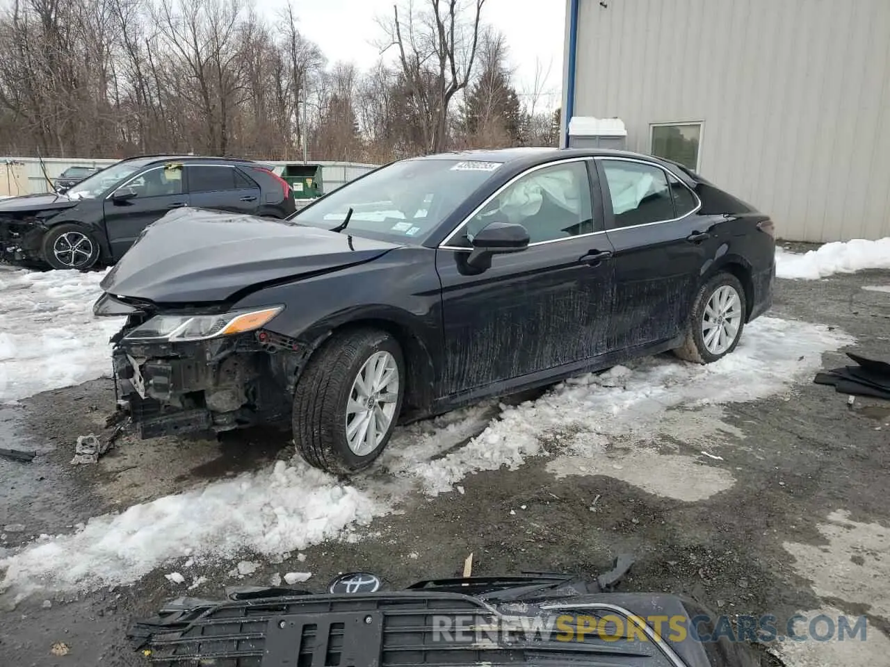 1 Photograph of a damaged car 4T1C11BK9NU060420 TOYOTA CAMRY 2022