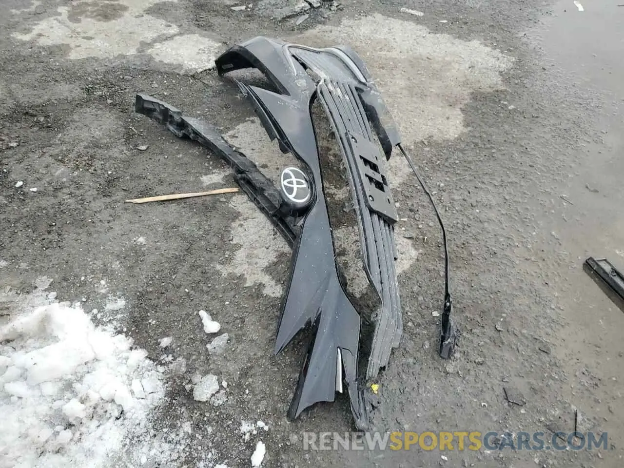 12 Photograph of a damaged car 4T1C11BK9NU060420 TOYOTA CAMRY 2022