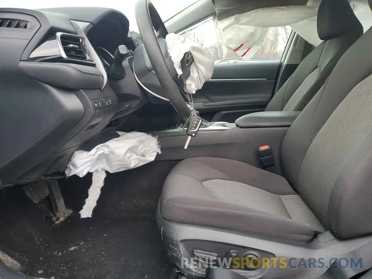 7 Photograph of a damaged car 4T1C11BK9NU060420 TOYOTA CAMRY 2022