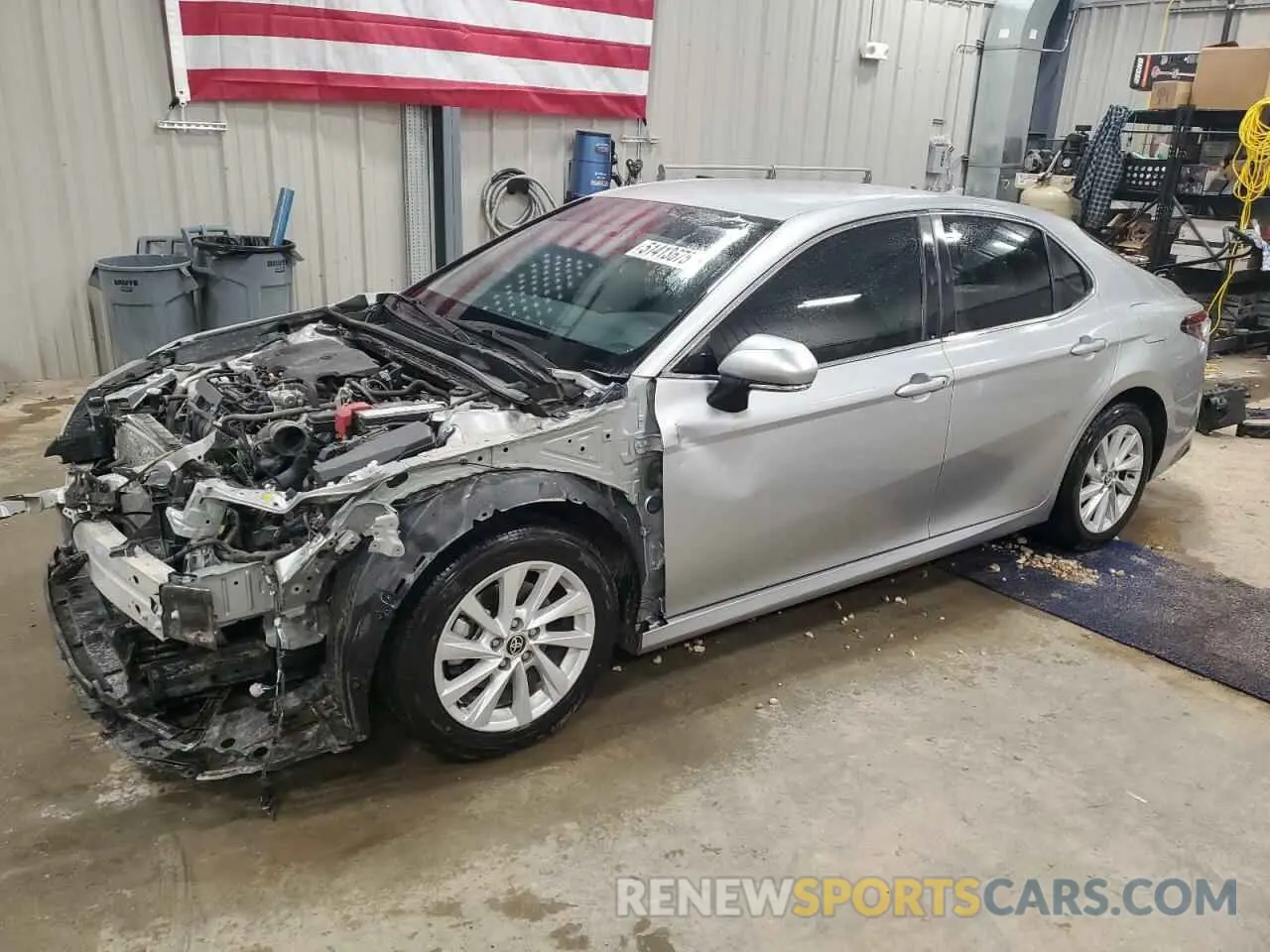 1 Photograph of a damaged car 4T1C11BK9NU063107 TOYOTA CAMRY 2022