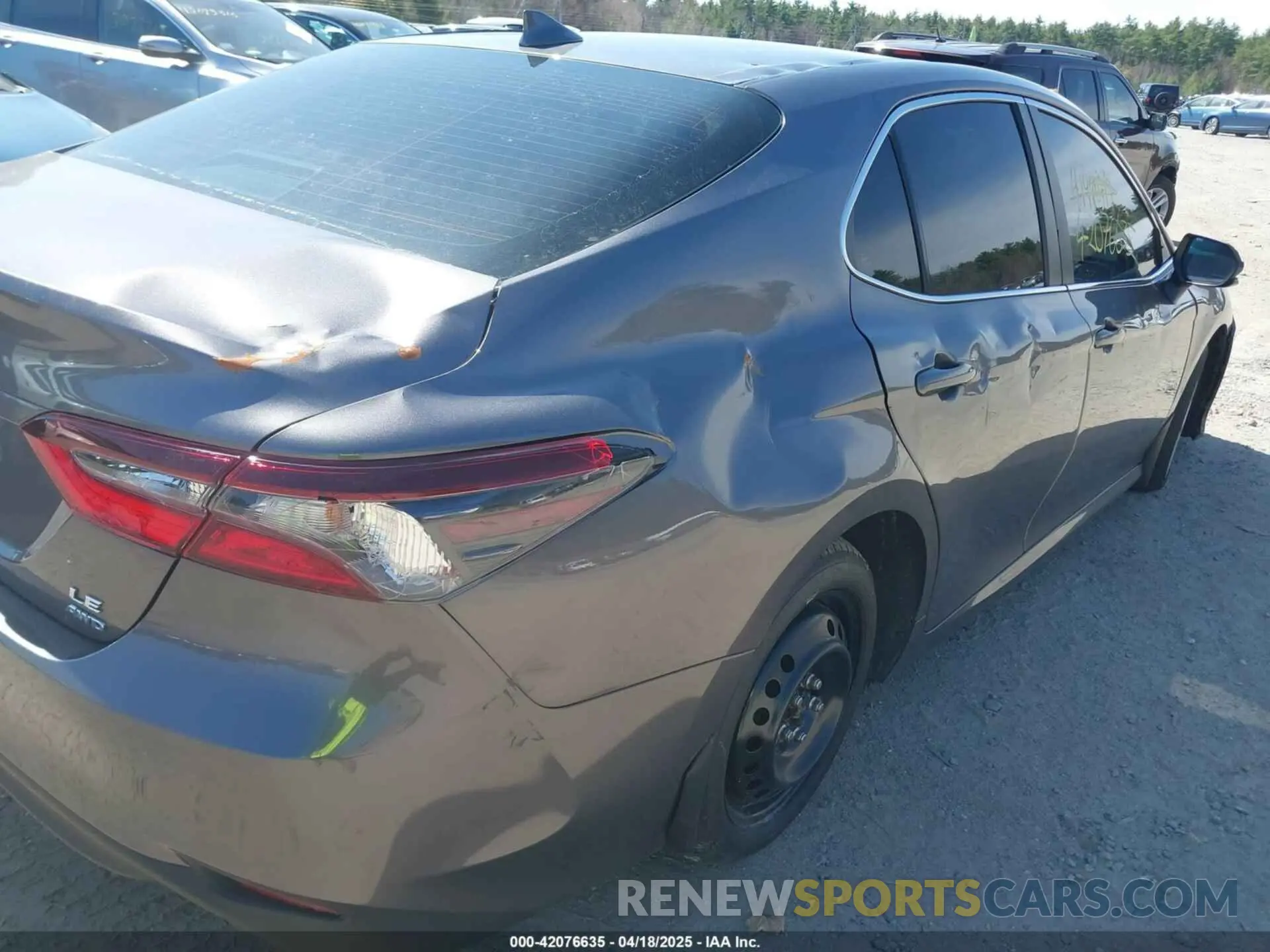 6 Photograph of a damaged car 4T1C11BKXNU048521 TOYOTA CAMRY 2022